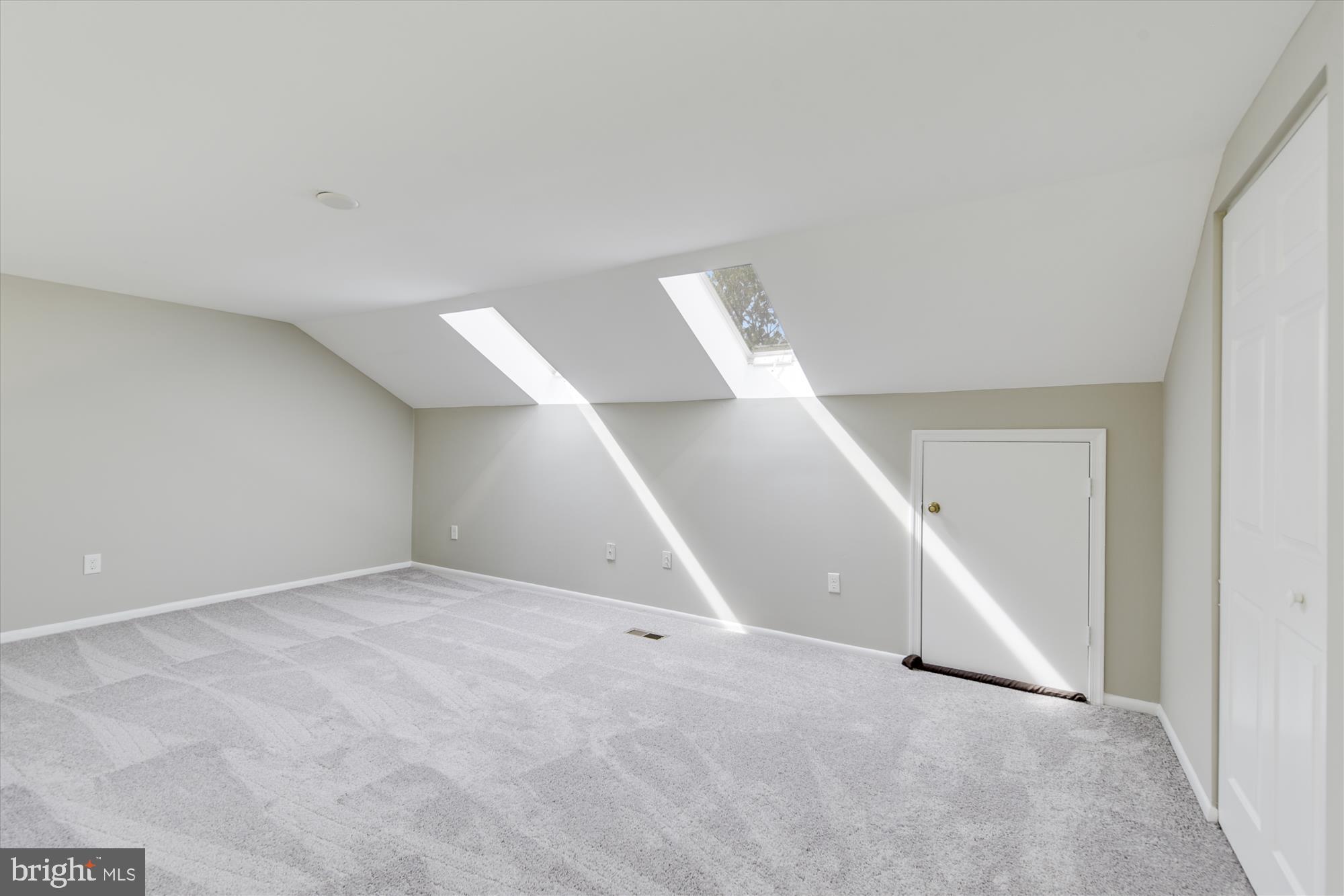 LOVETON FARMS - Residential