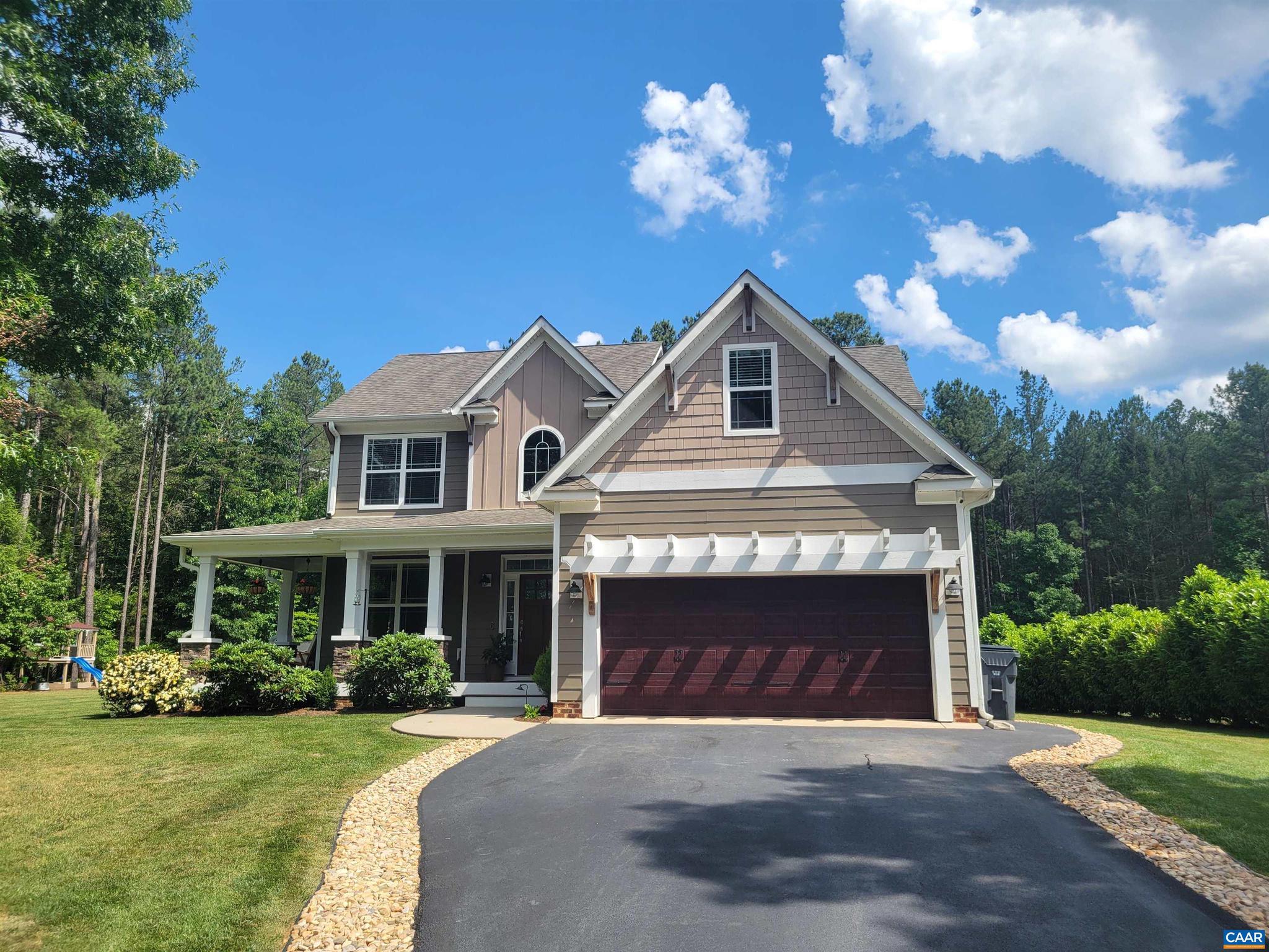 TWO RIVERS - Residential