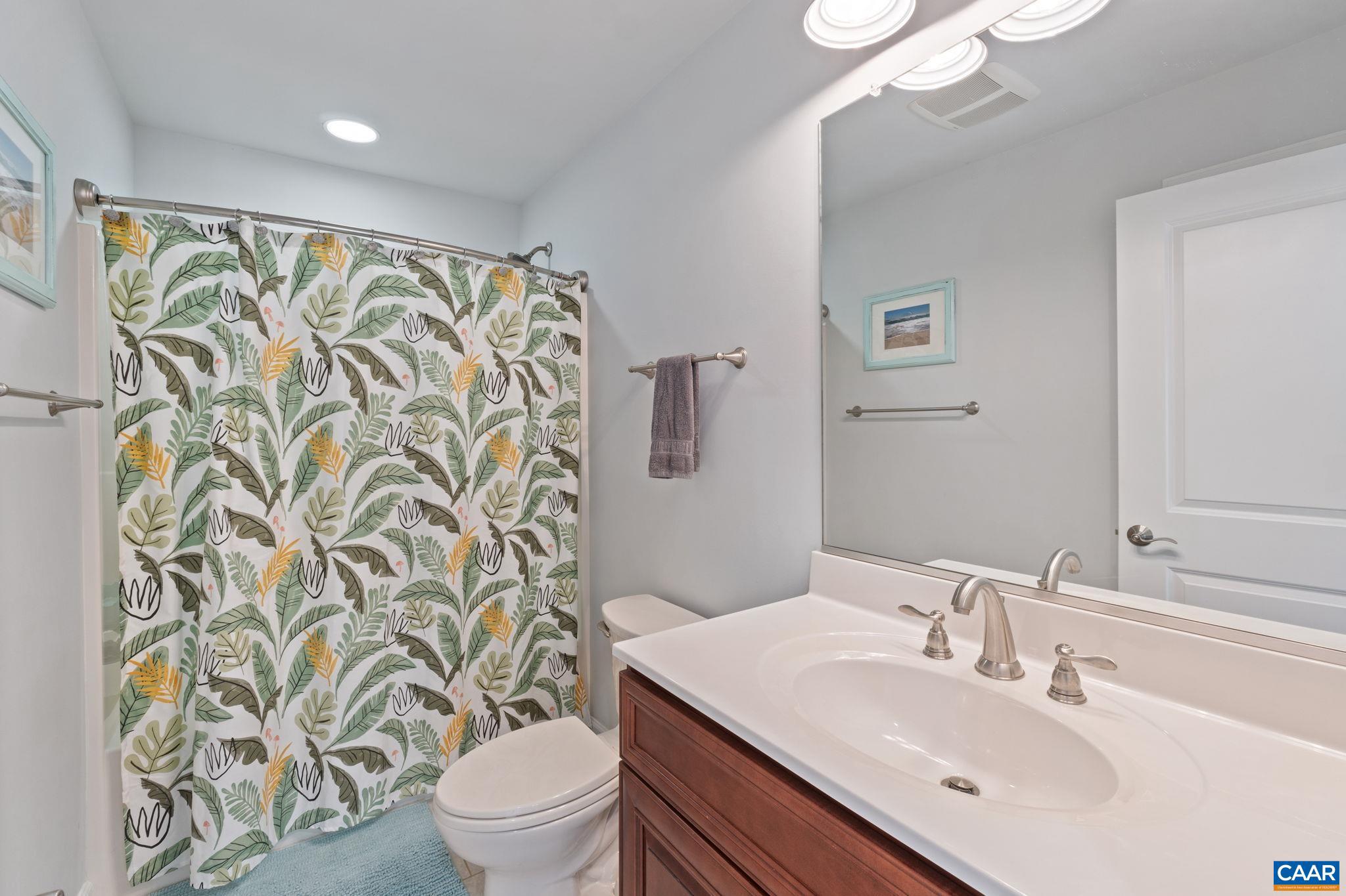 TWO RIVERS - Residential