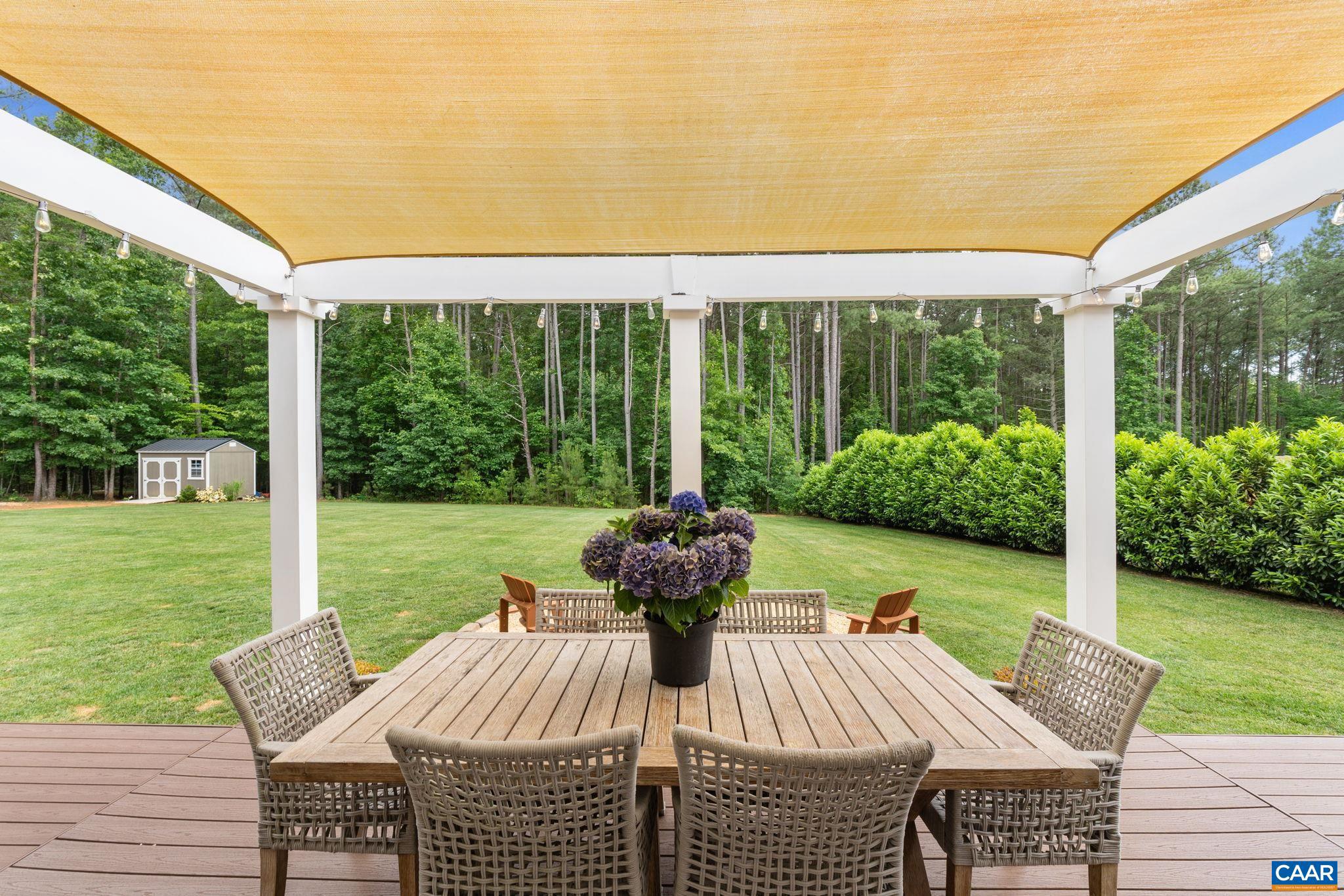 TWO RIVERS - Residential