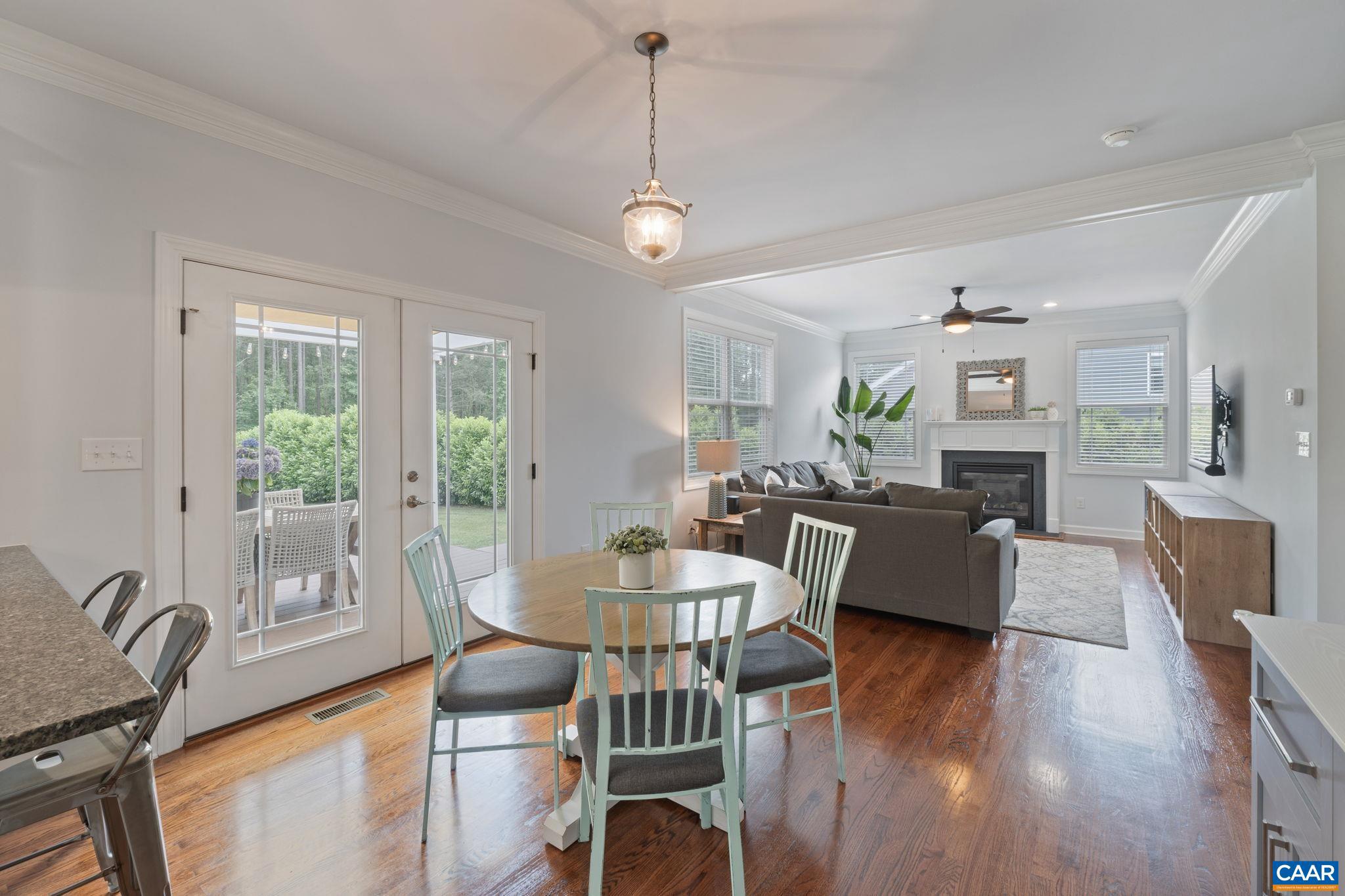 TWO RIVERS - Residential