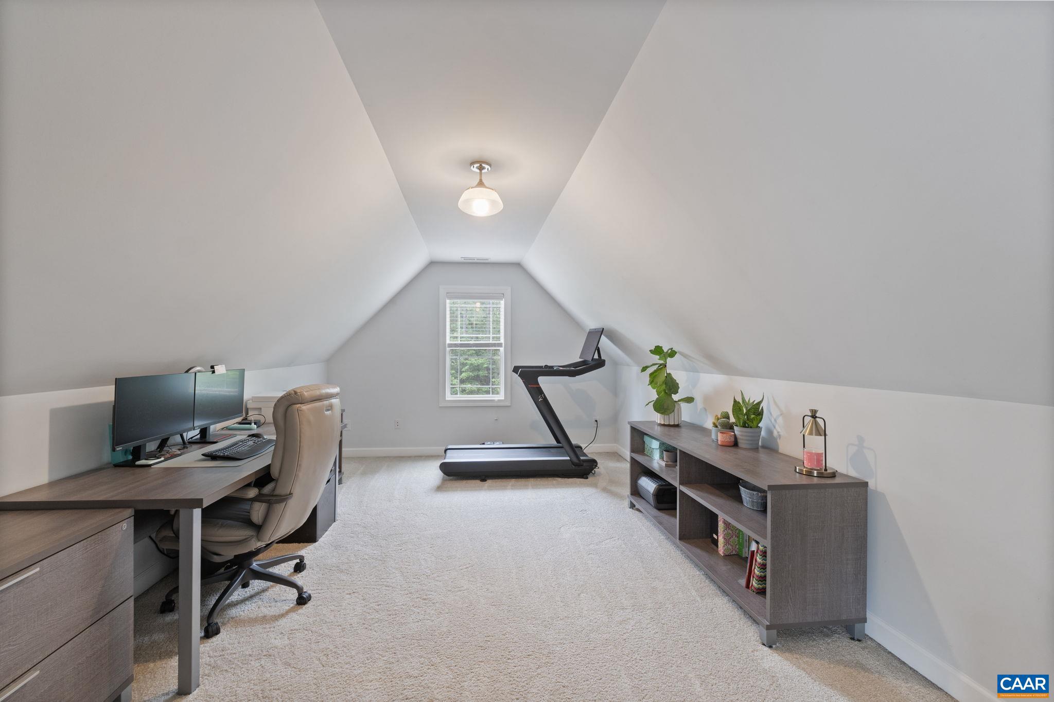 TWO RIVERS - Residential