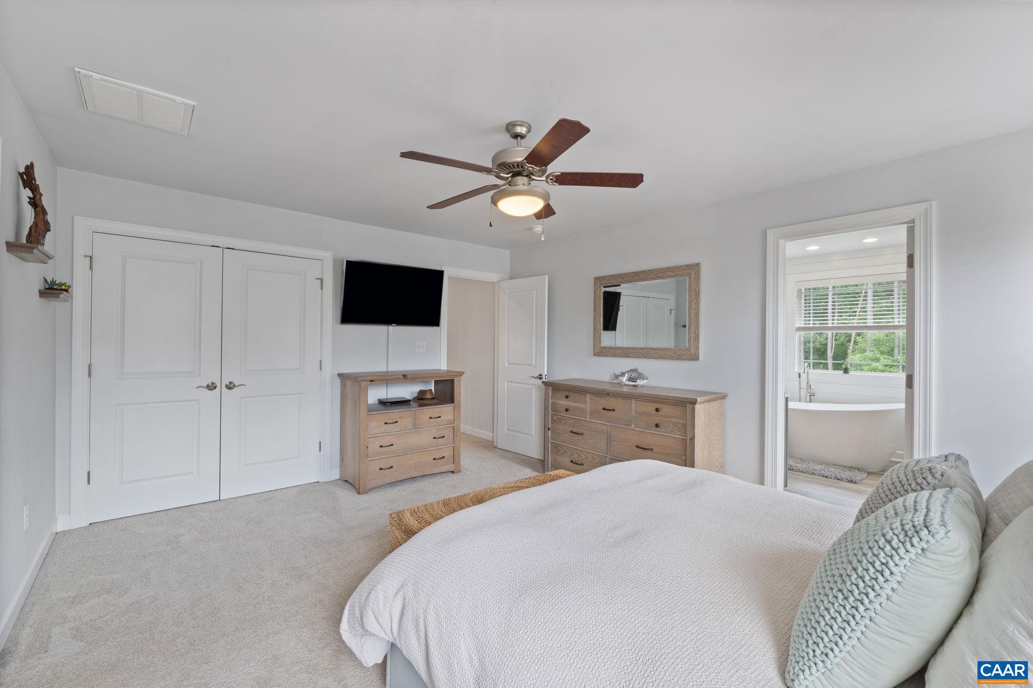 TWO RIVERS - Residential