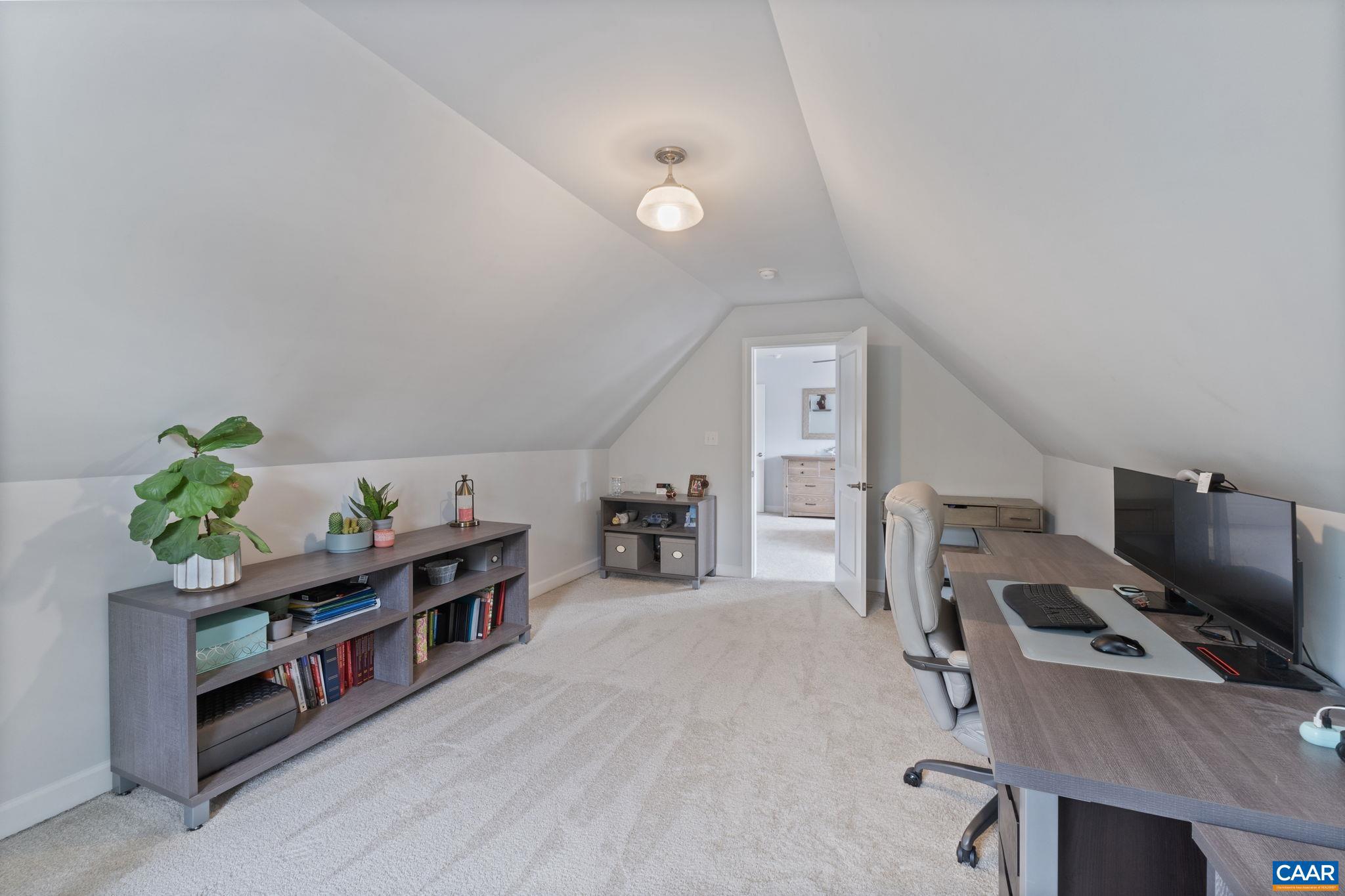 TWO RIVERS - Residential