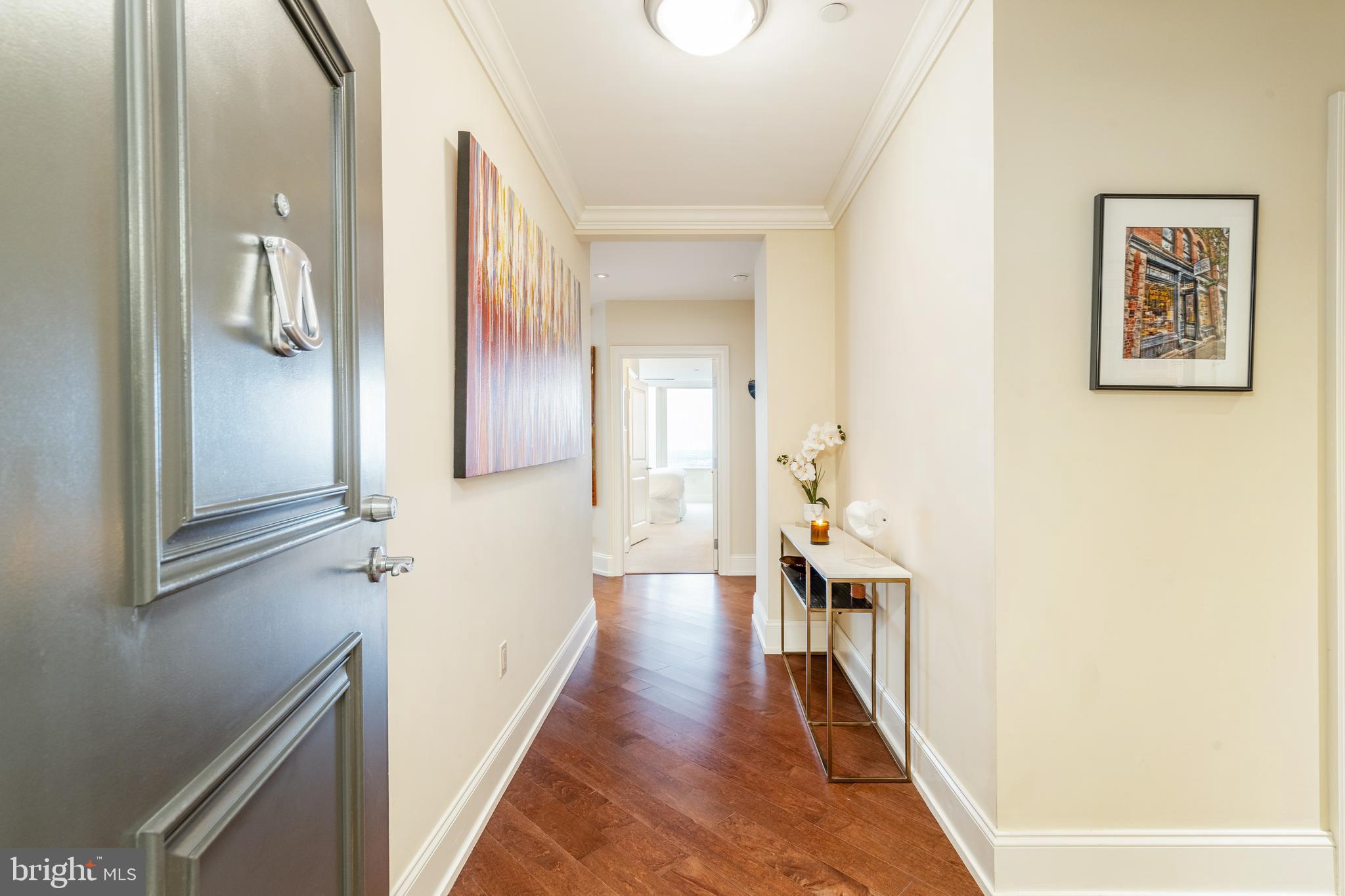 AVENUE OF THE ARTS - Residential