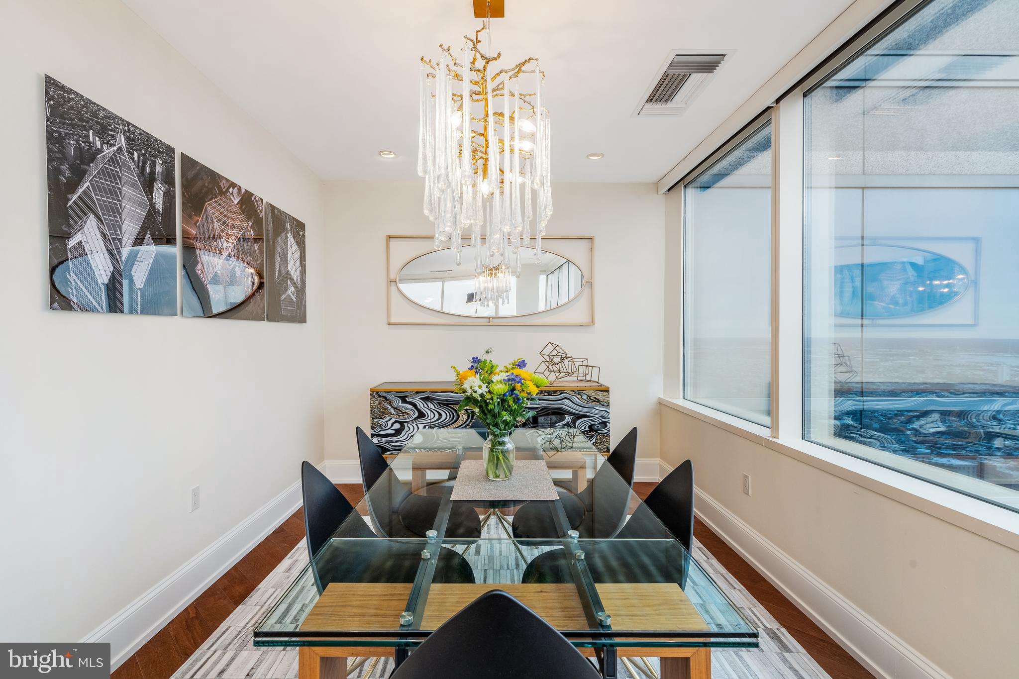 AVENUE OF THE ARTS - Residential