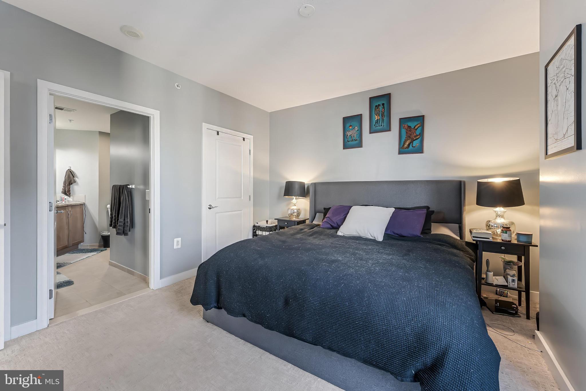 RESIDENCES AT LIBERTY CENTER - Residential