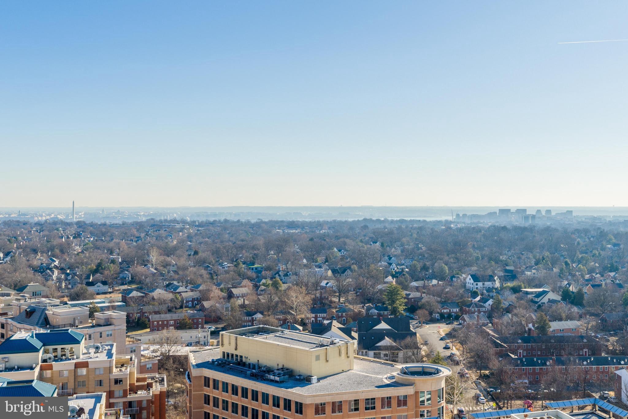RESIDENCES AT LIBERTY CENTER - Residential