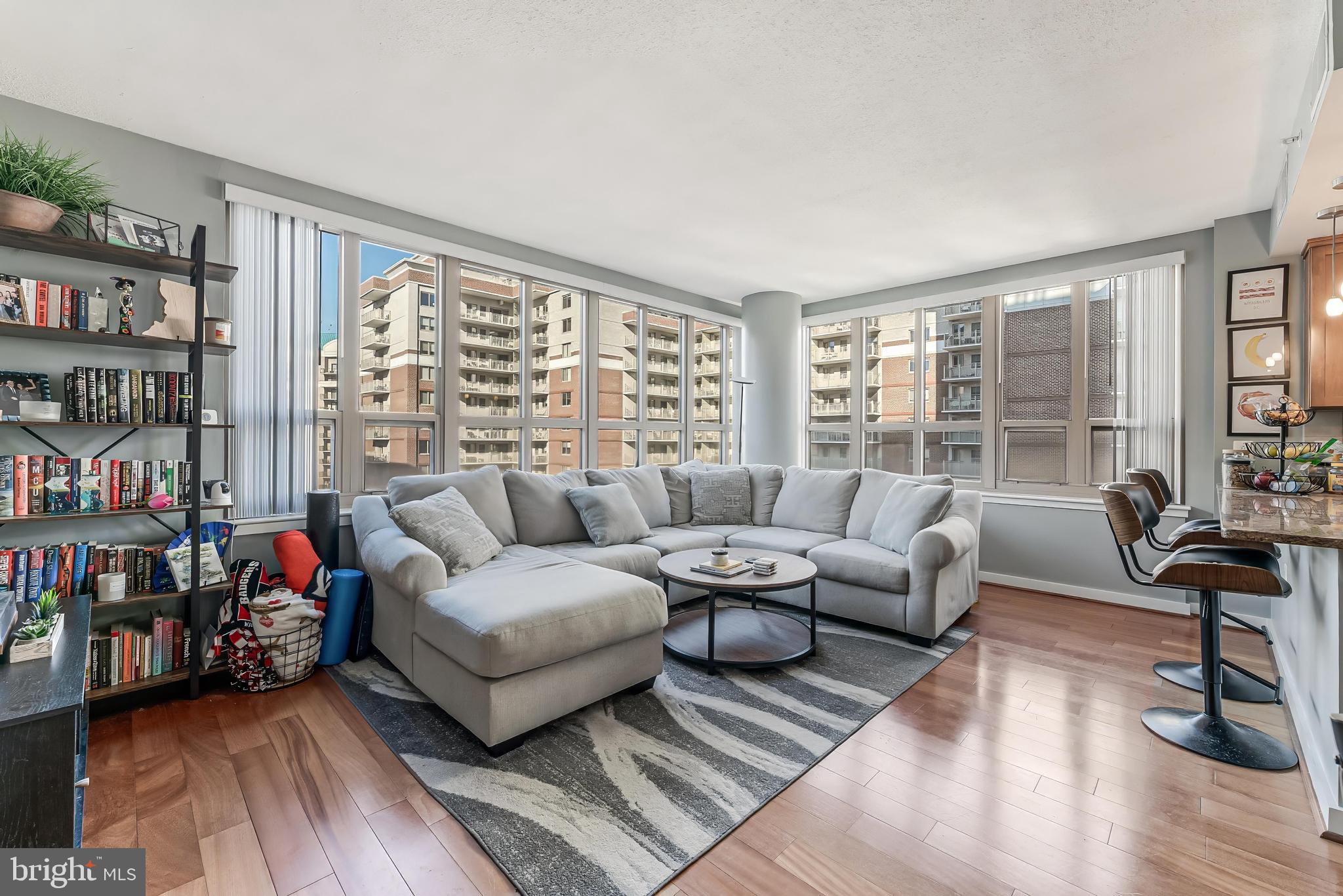 RESIDENCES AT LIBERTY CENTER - Residential