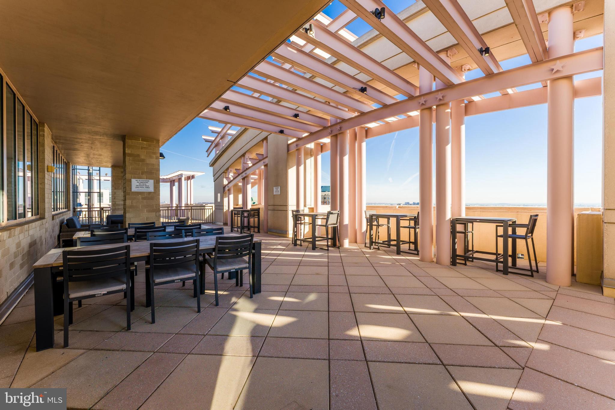 RESIDENCES AT LIBERTY CENTER - Residential