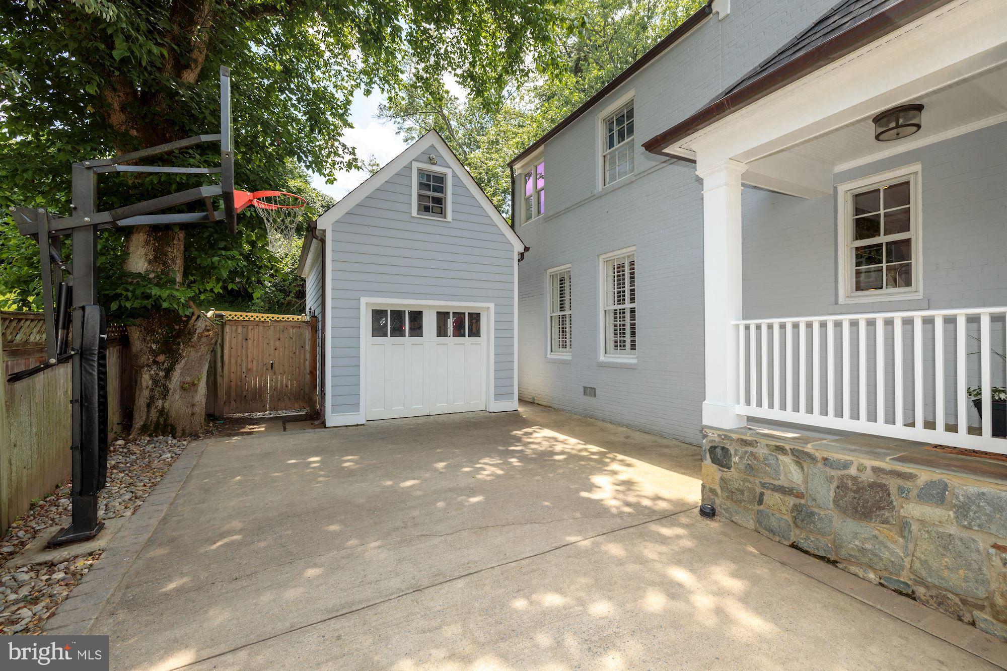 SUMNER - Residential