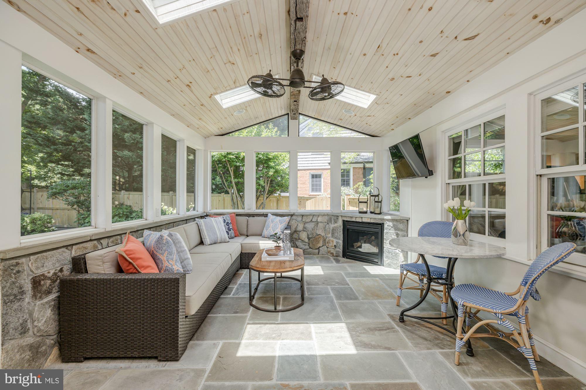 SUMNER - Residential