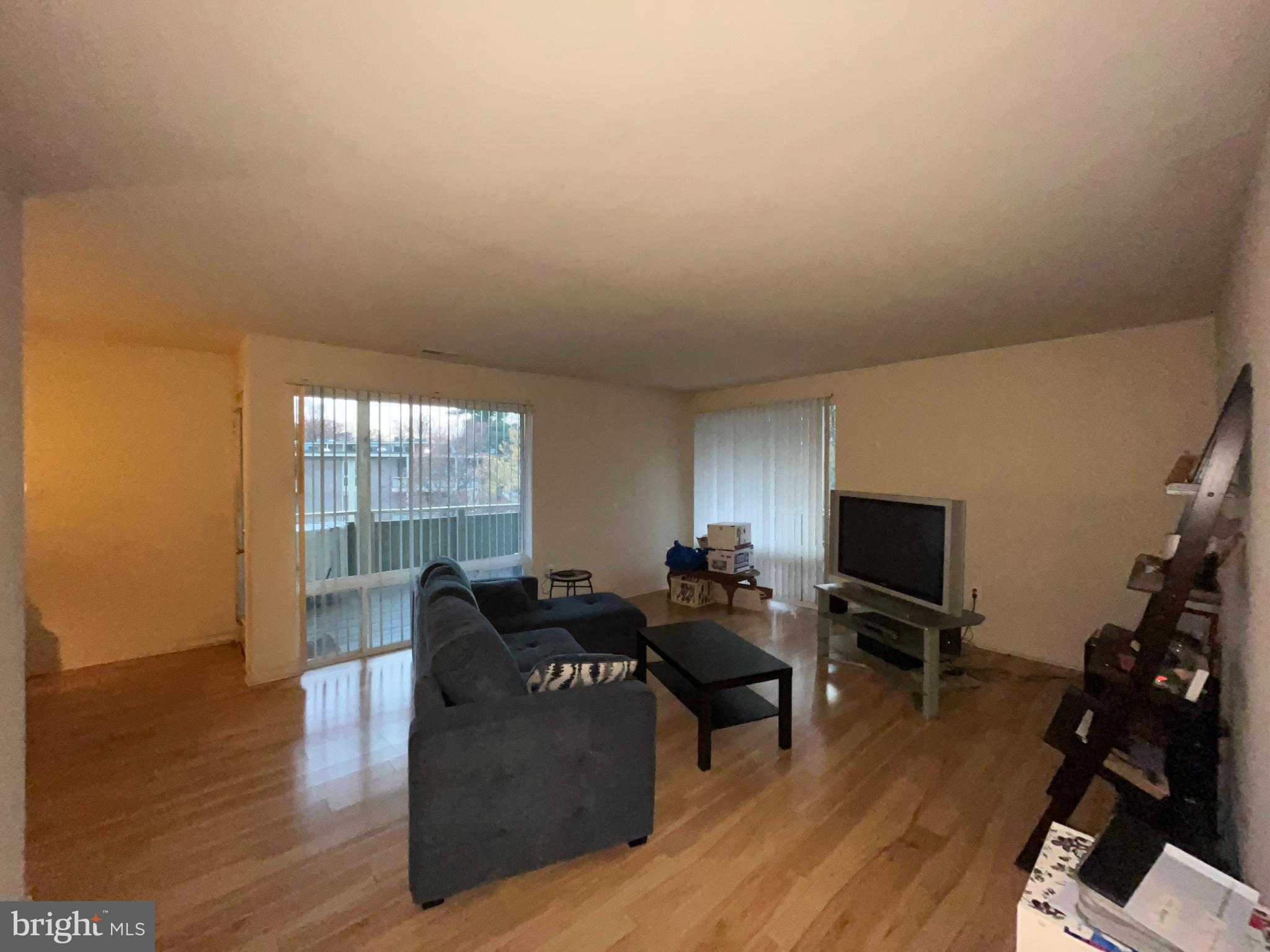 HOLLY HILL - Residential