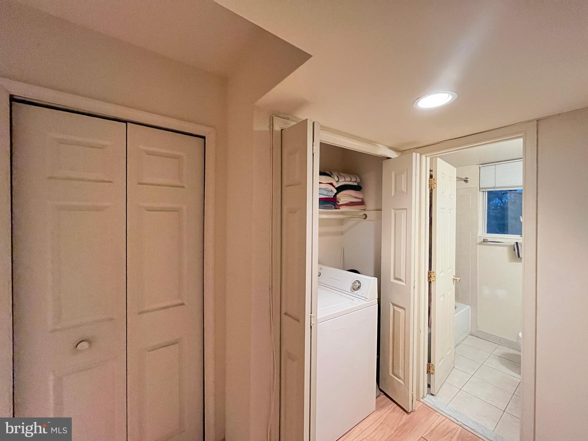 HOLLY HILL - Residential