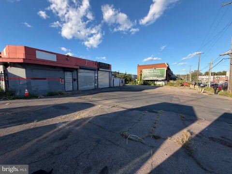 Photo of 5737 Elmwood Avenue, PHILADELPHIA, PA 19143 (MLS # PAPH2681620)
