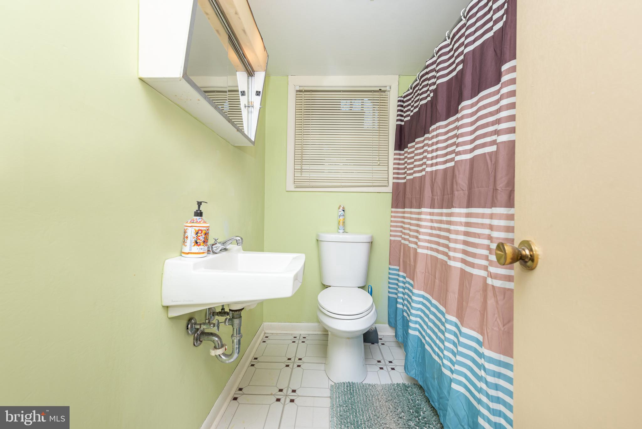 FERNDALE FARMS - Residential Lease