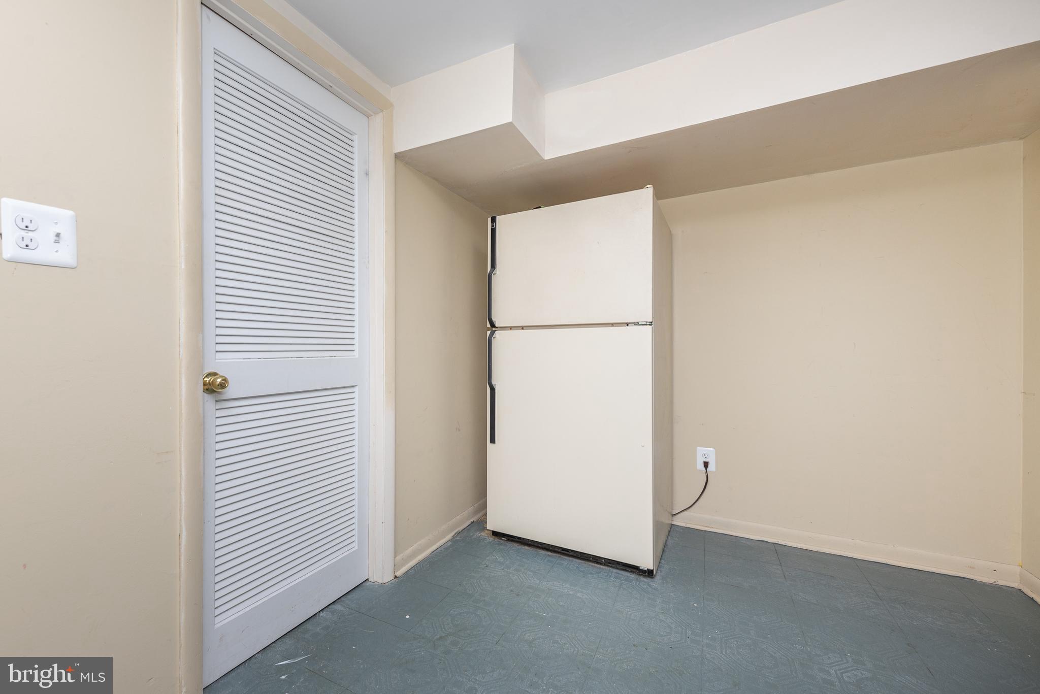 FERNDALE FARMS - Residential Lease