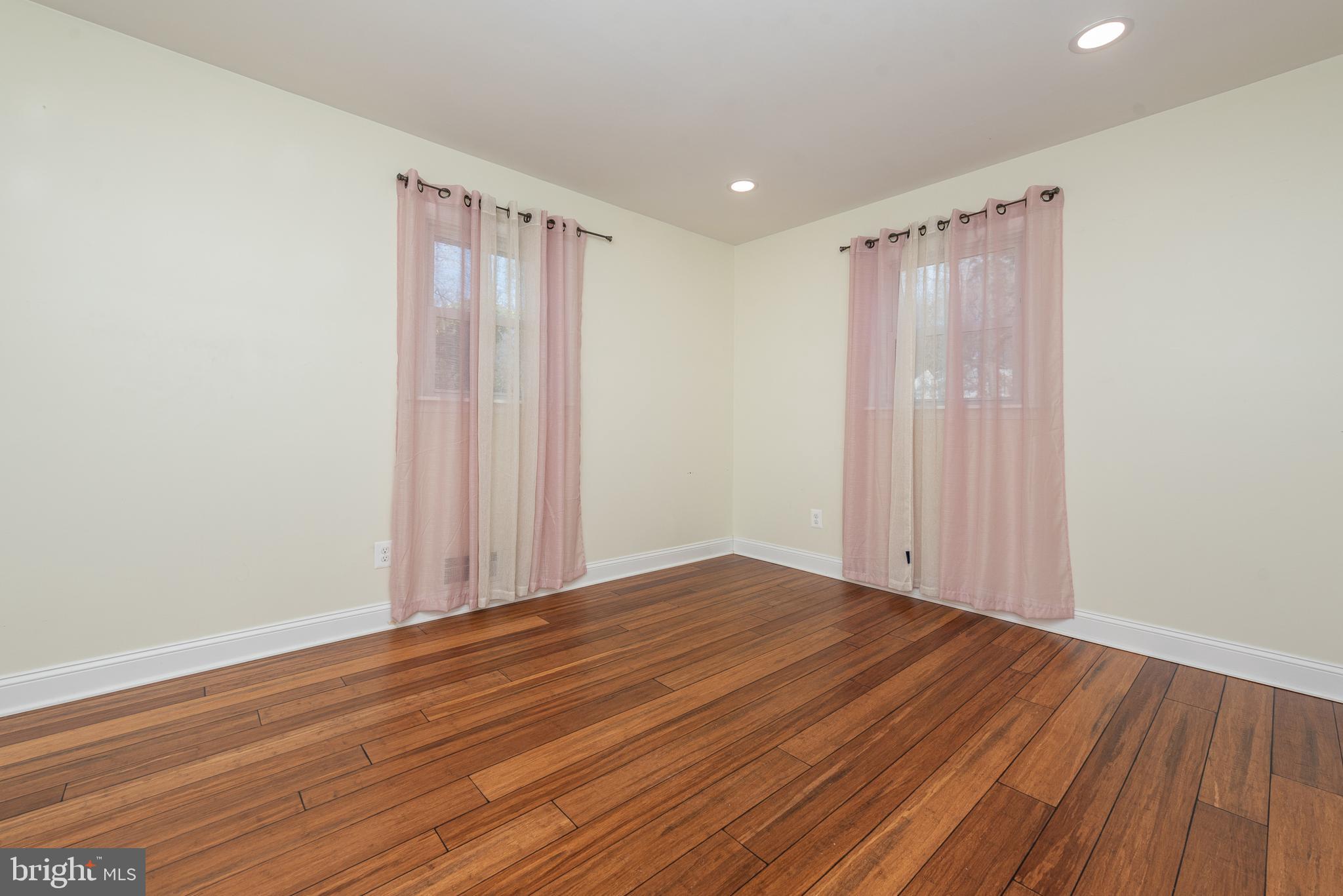 FERNDALE FARMS - Residential Lease