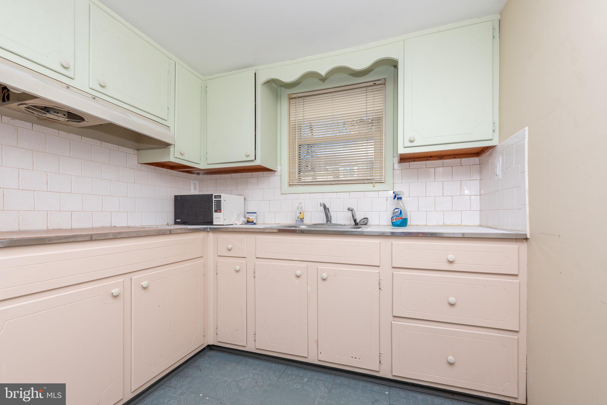 FERNDALE FARMS - Residential Lease