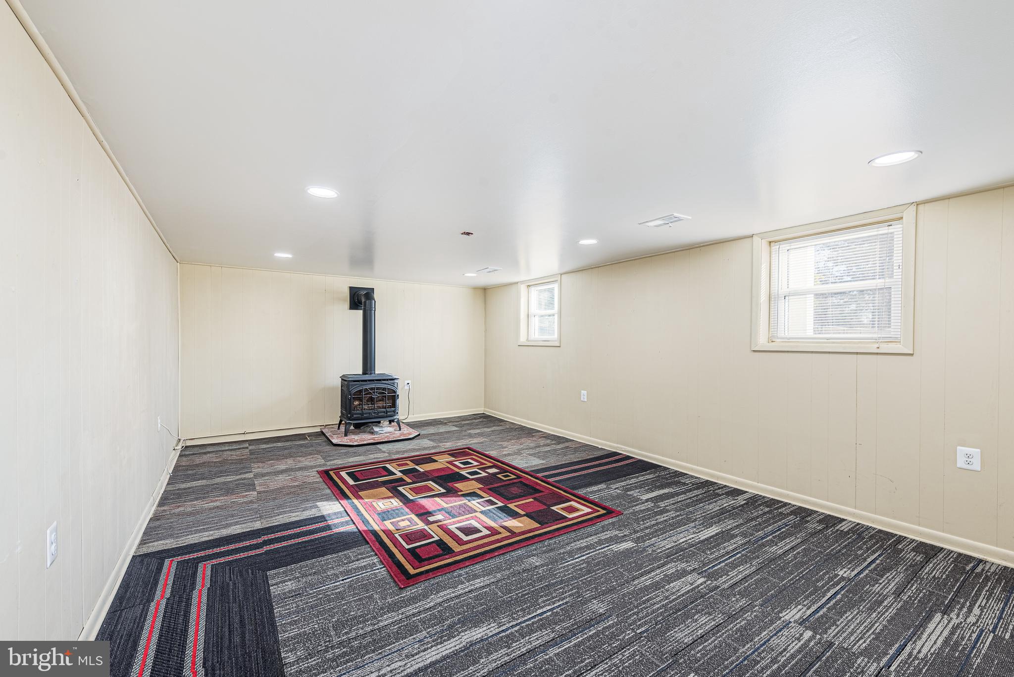 FERNDALE FARMS - Residential Lease