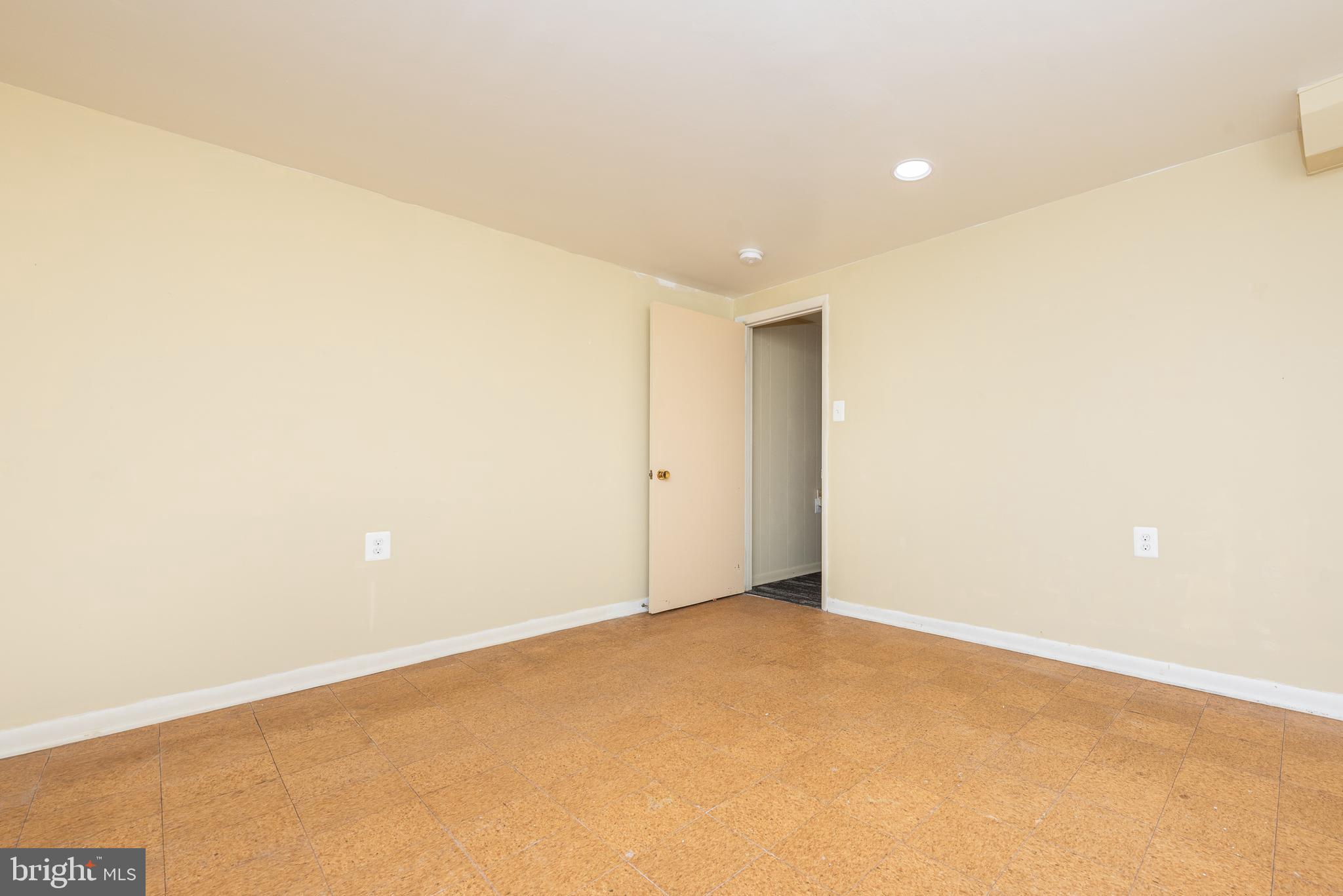 FERNDALE FARMS - Residential Lease