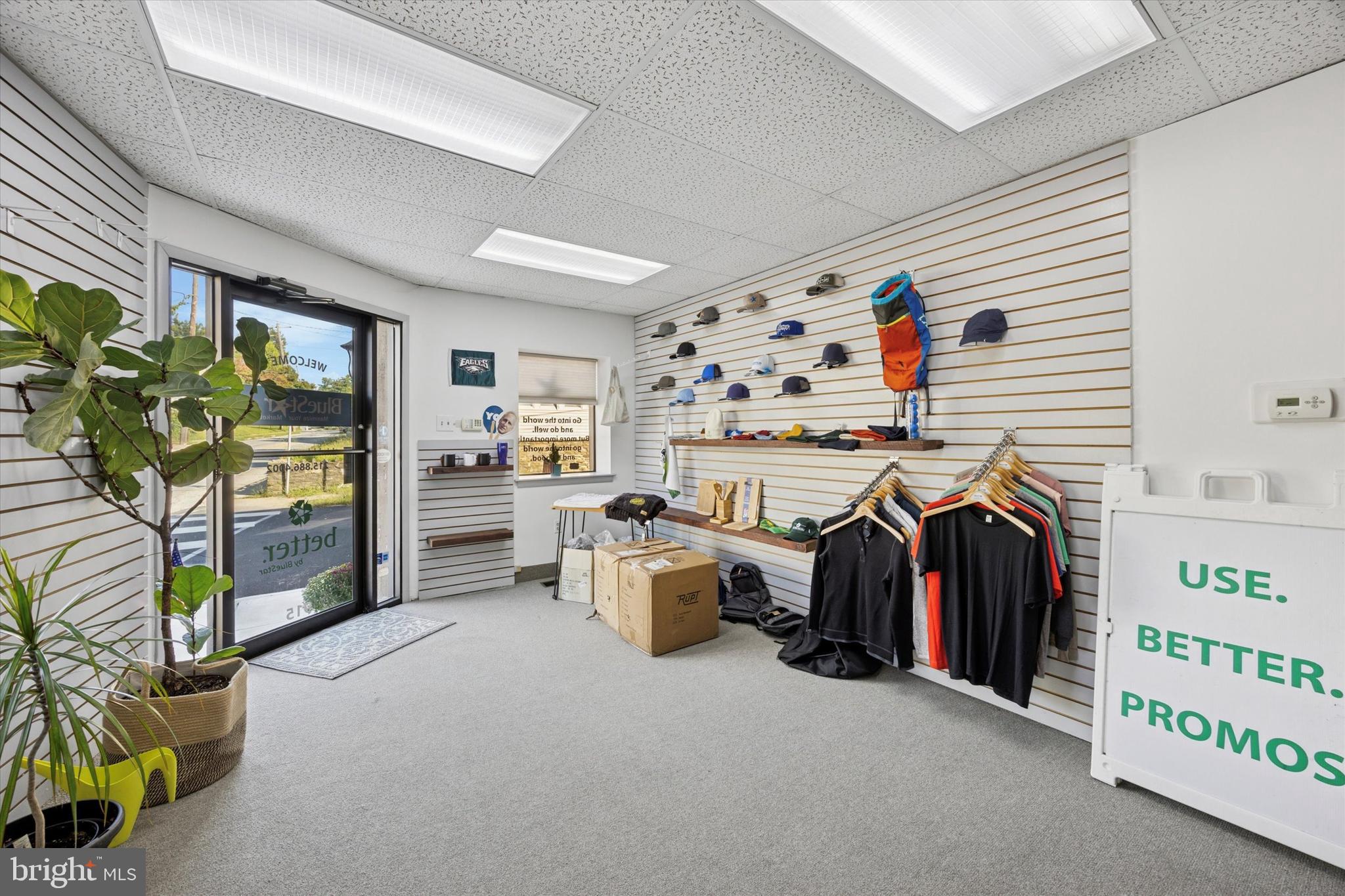 ELKINS PARK - Commercial Sale