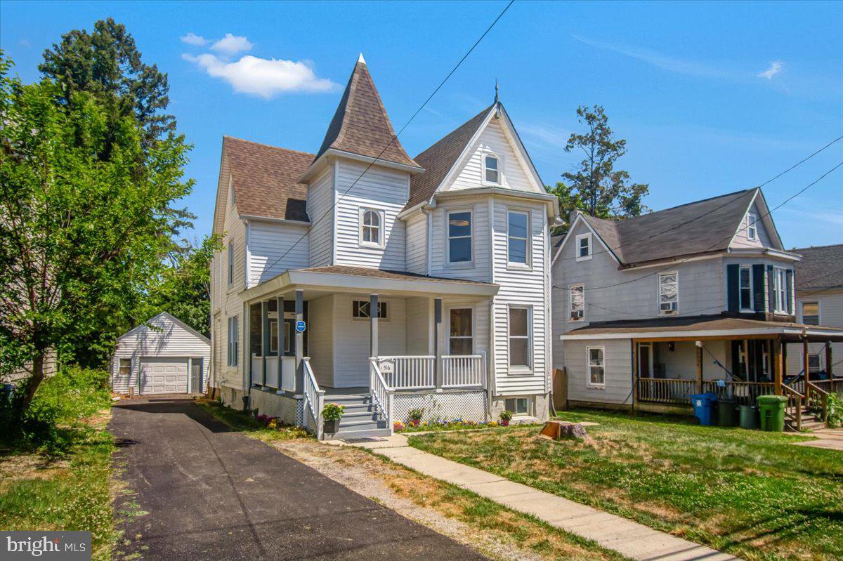 CAMERON VILLAGE - Residential