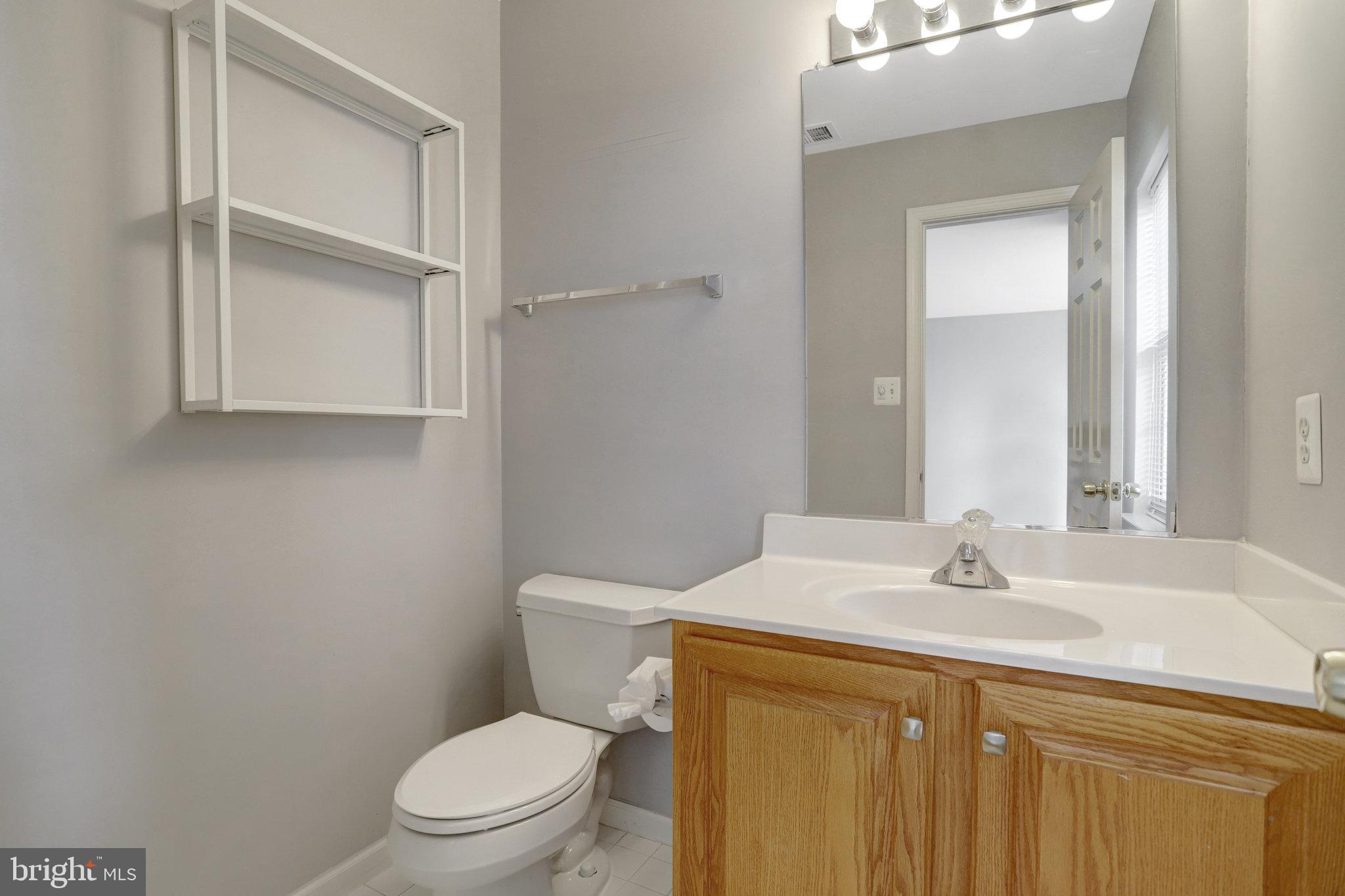 TOWNES OF MANCHESTER WOODS - Residential Lease