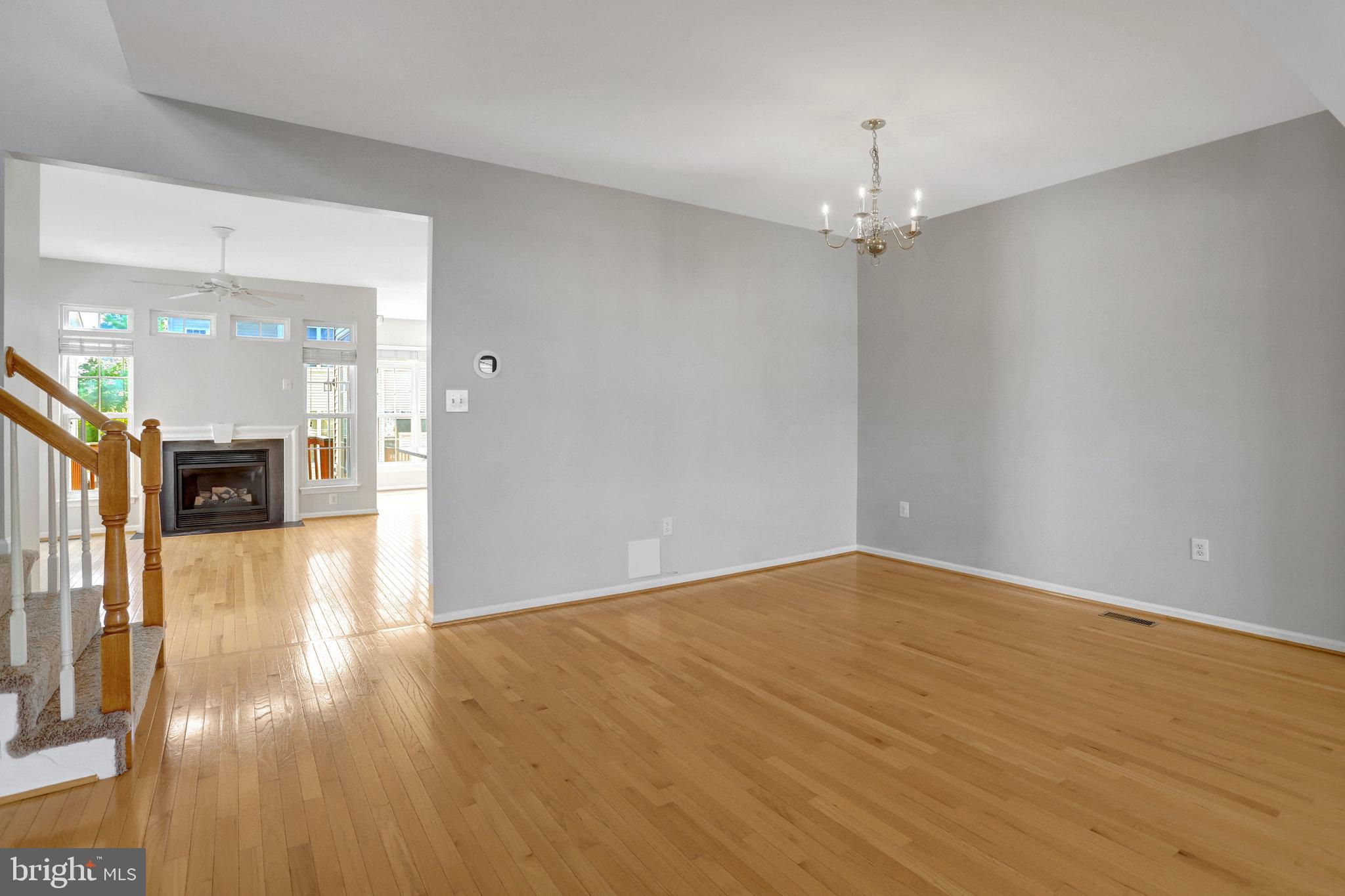 TOWNES OF MANCHESTER WOODS - Residential Lease