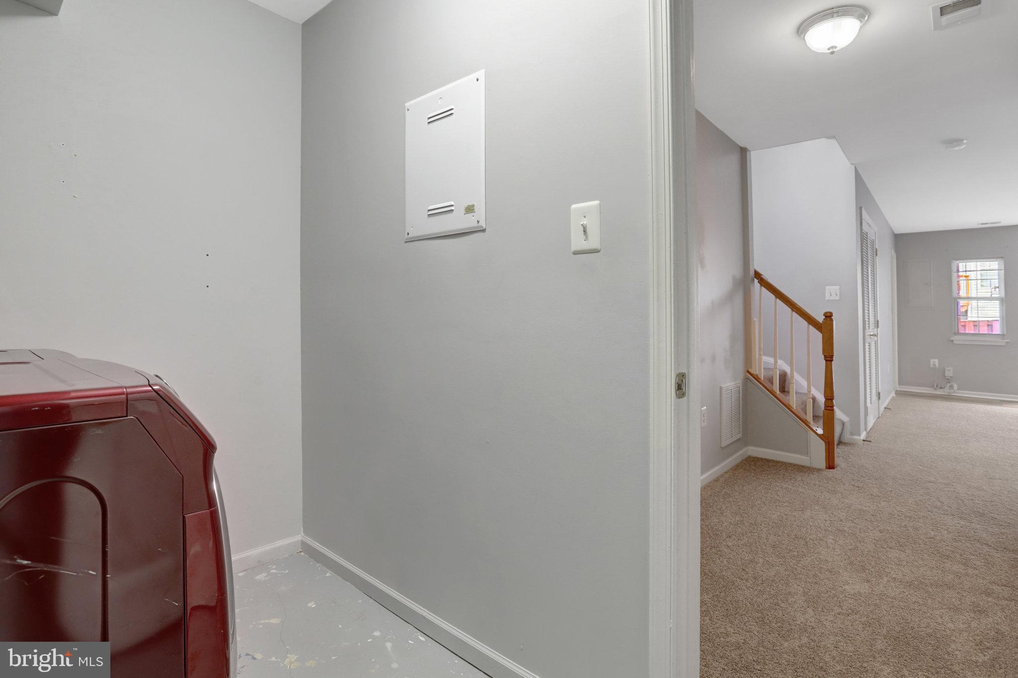 TOWNES OF MANCHESTER WOODS - Residential Lease