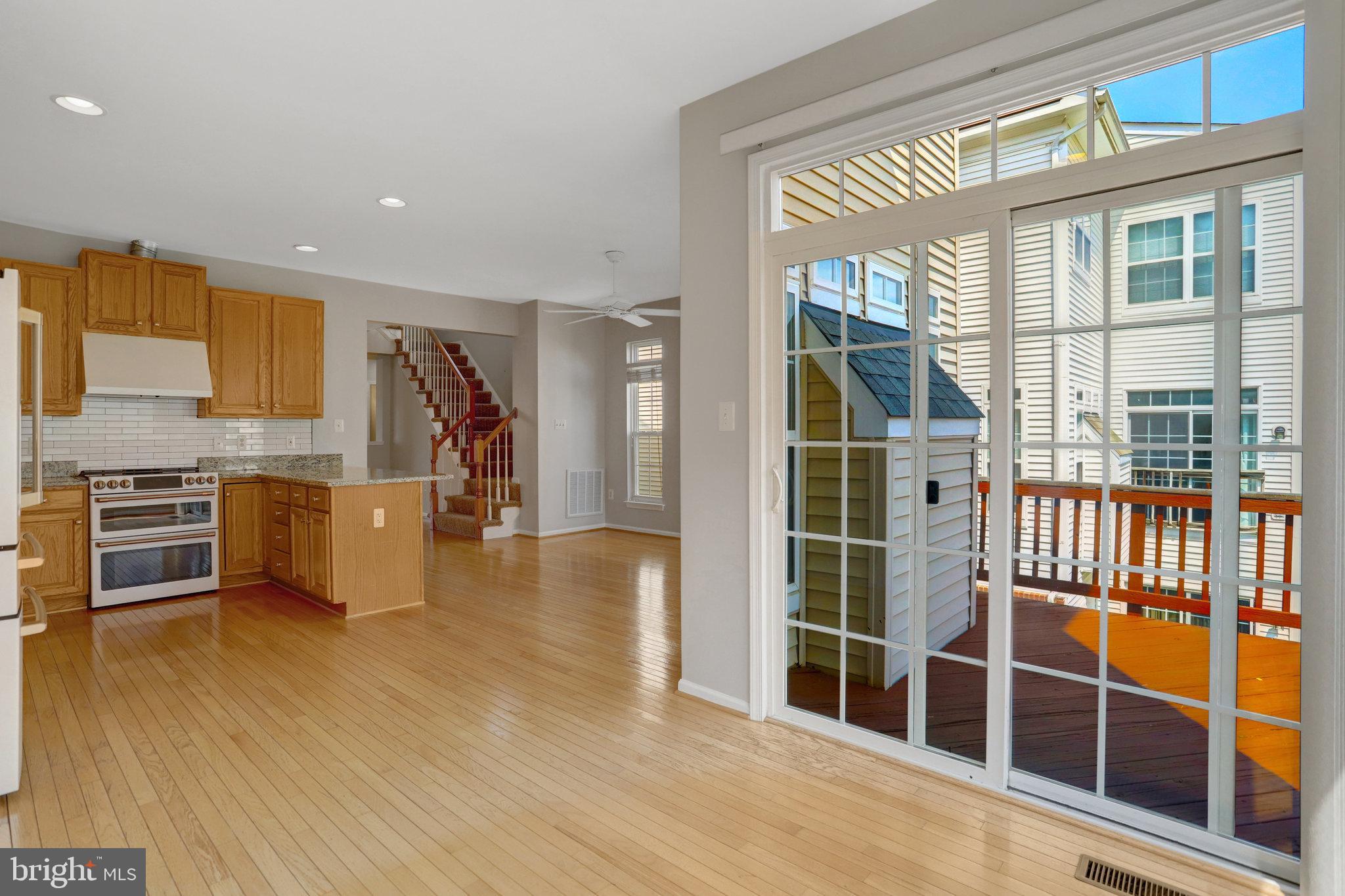 TOWNES OF MANCHESTER WOODS - Residential Lease