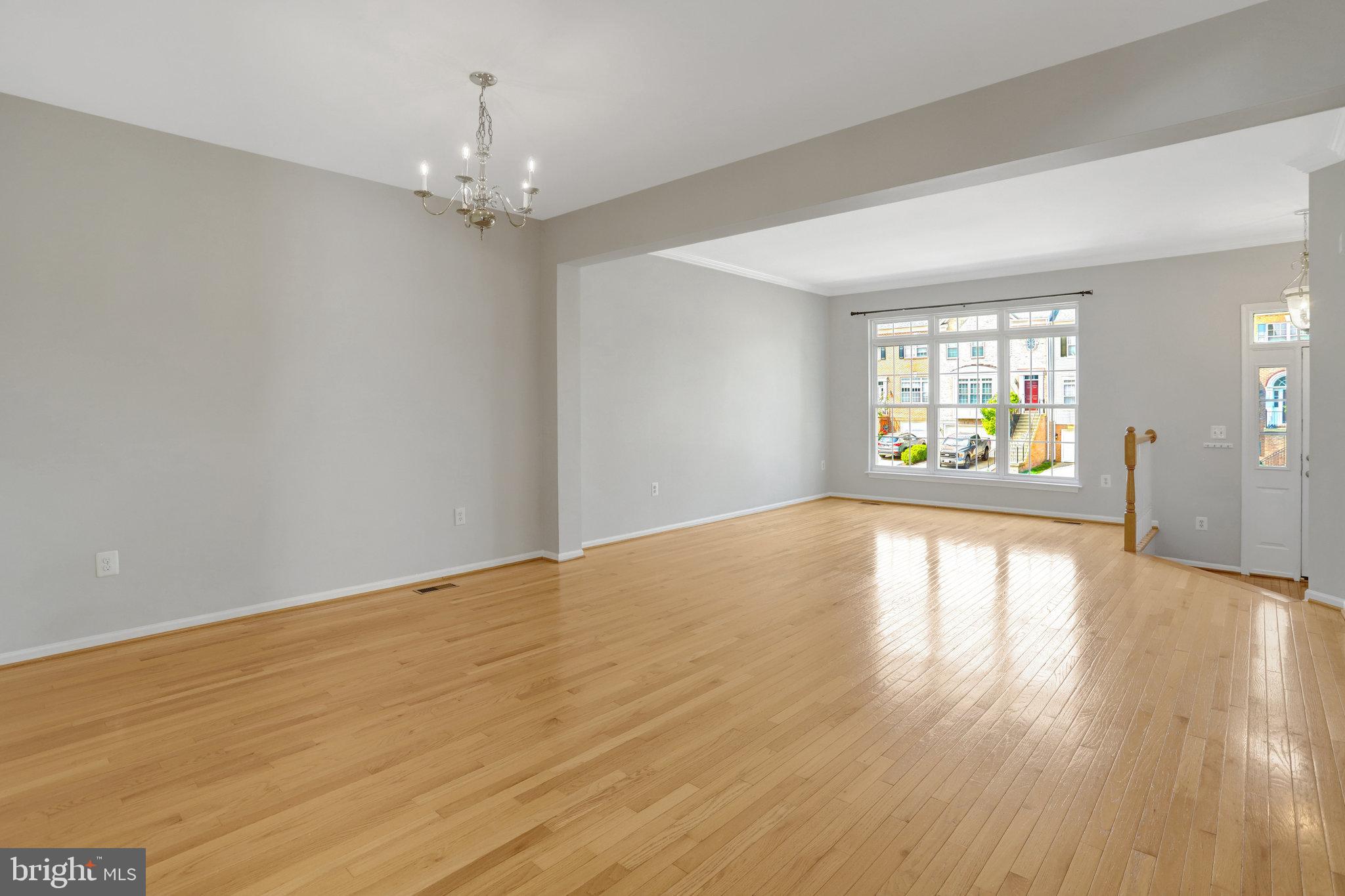 TOWNES OF MANCHESTER WOODS - Residential Lease