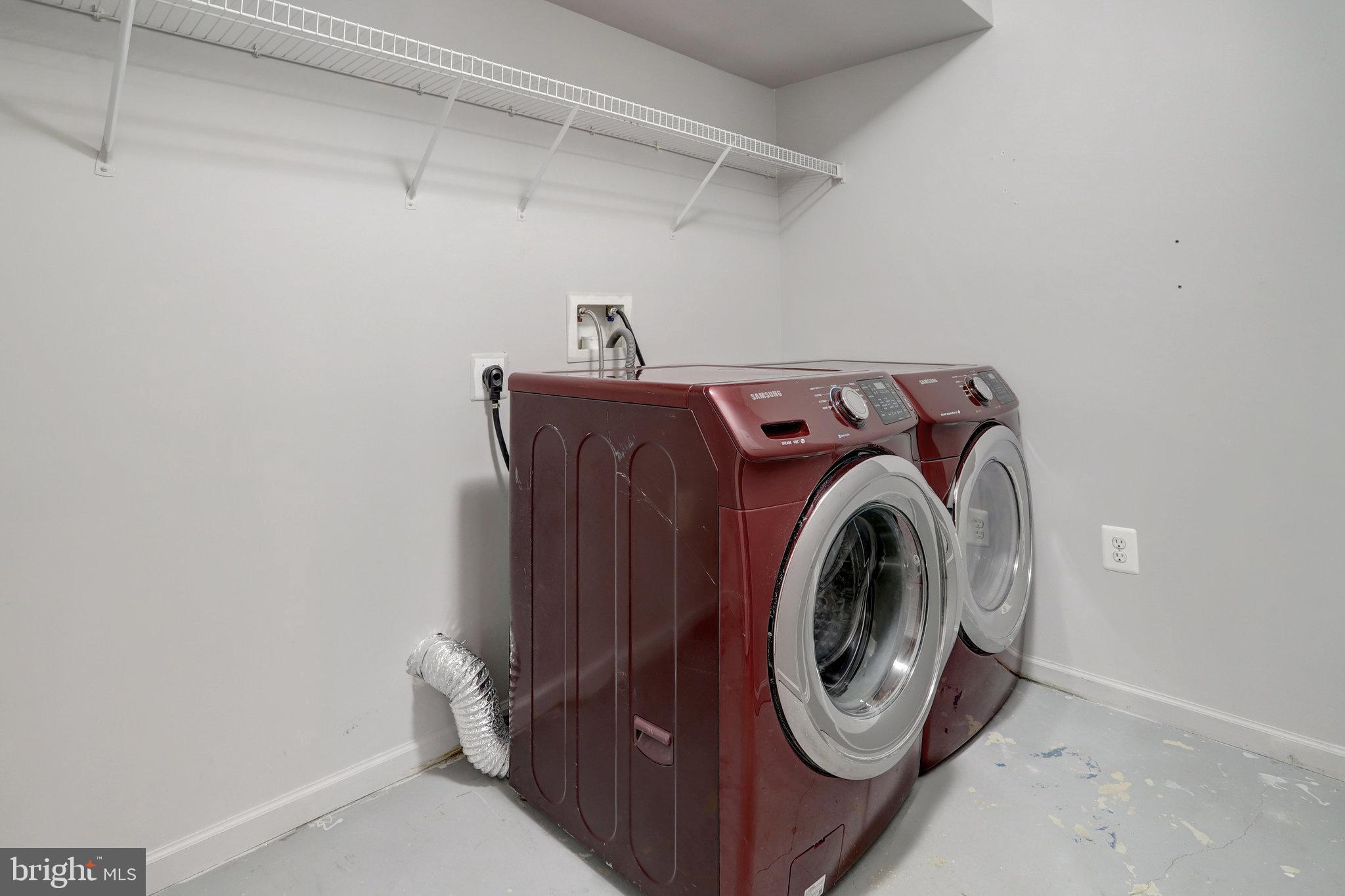 TOWNES OF MANCHESTER WOODS - Residential Lease