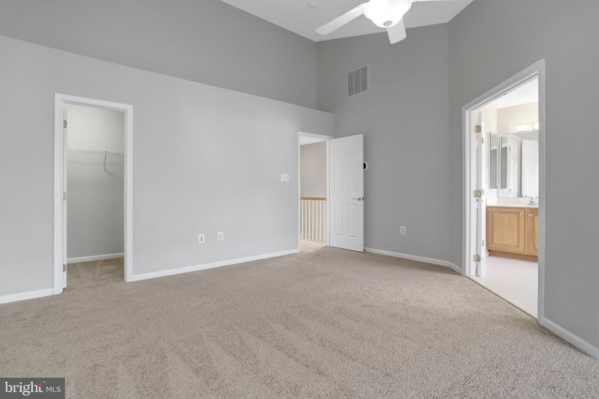 TOWNES OF MANCHESTER WOODS - Residential Lease