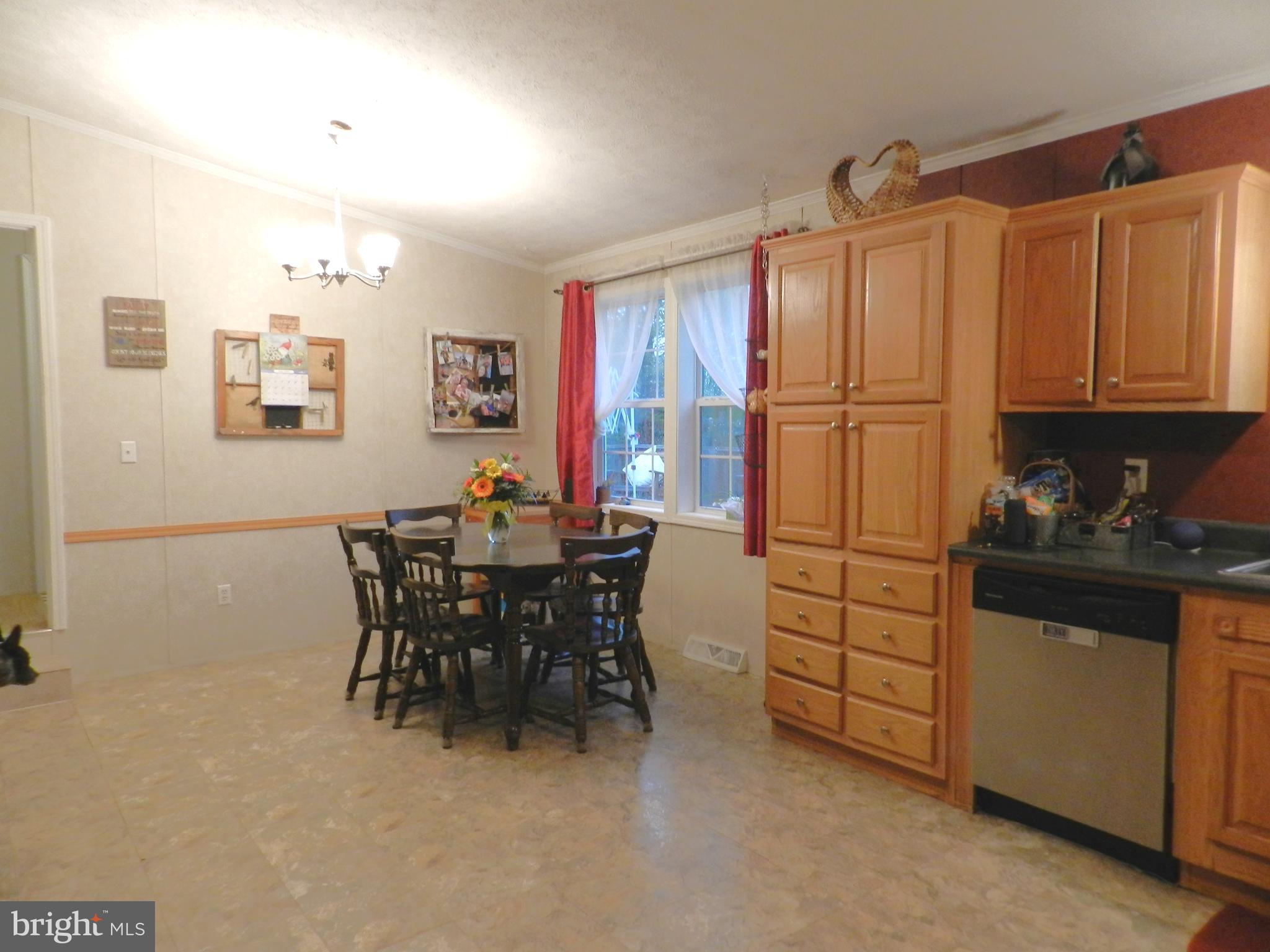 407 VALLEY VIEW LANE