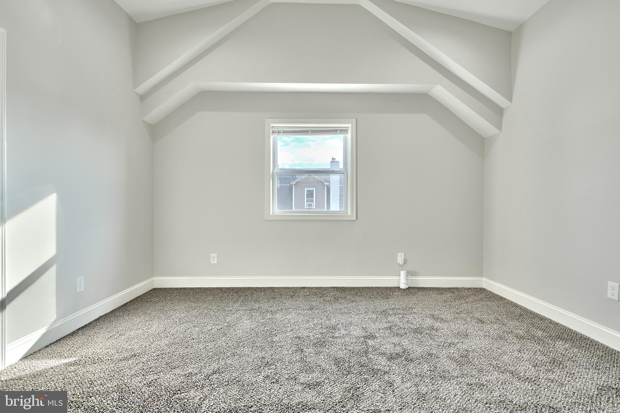 PIKESVILLE - Residential