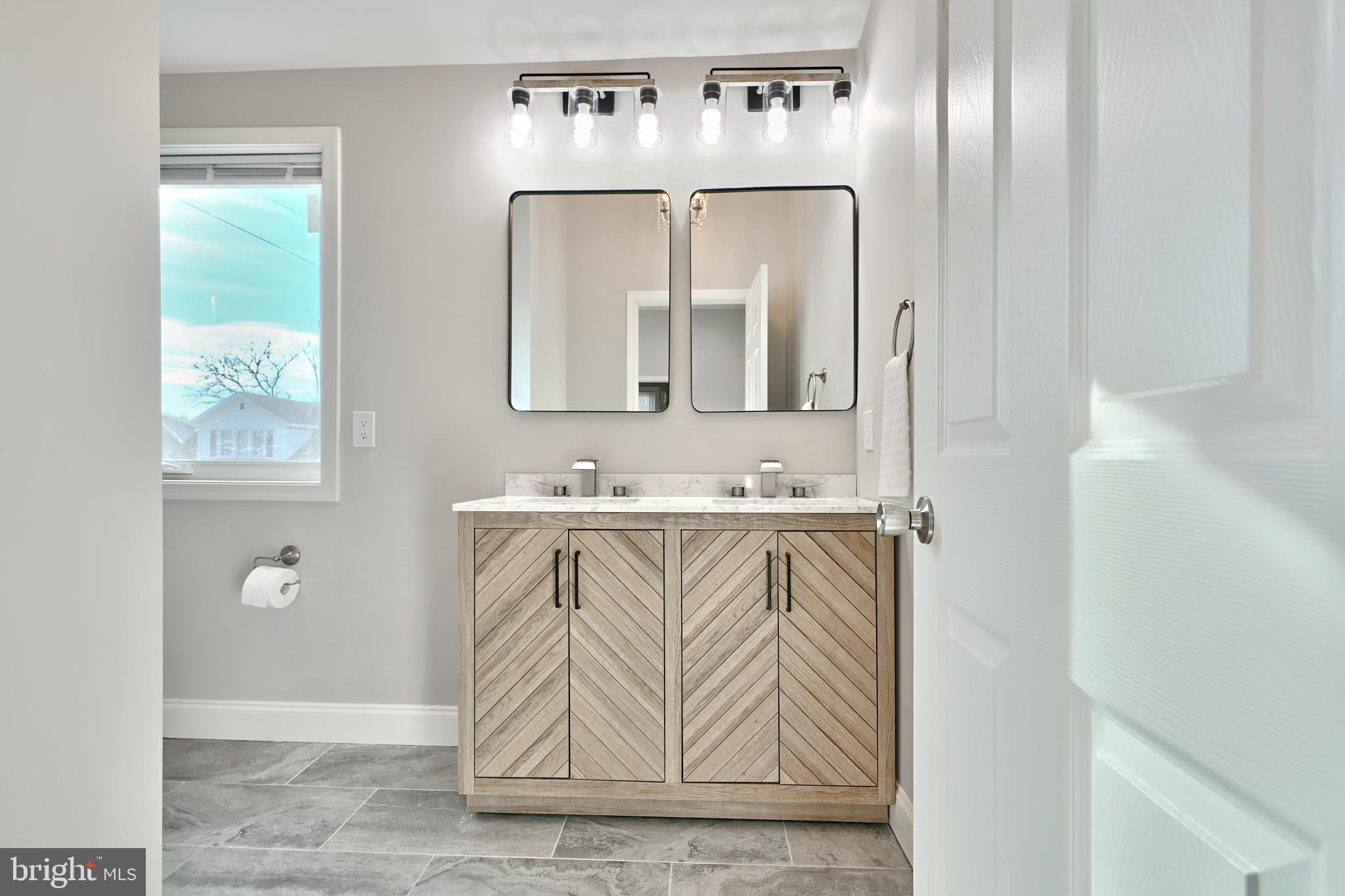 PIKESVILLE - Residential