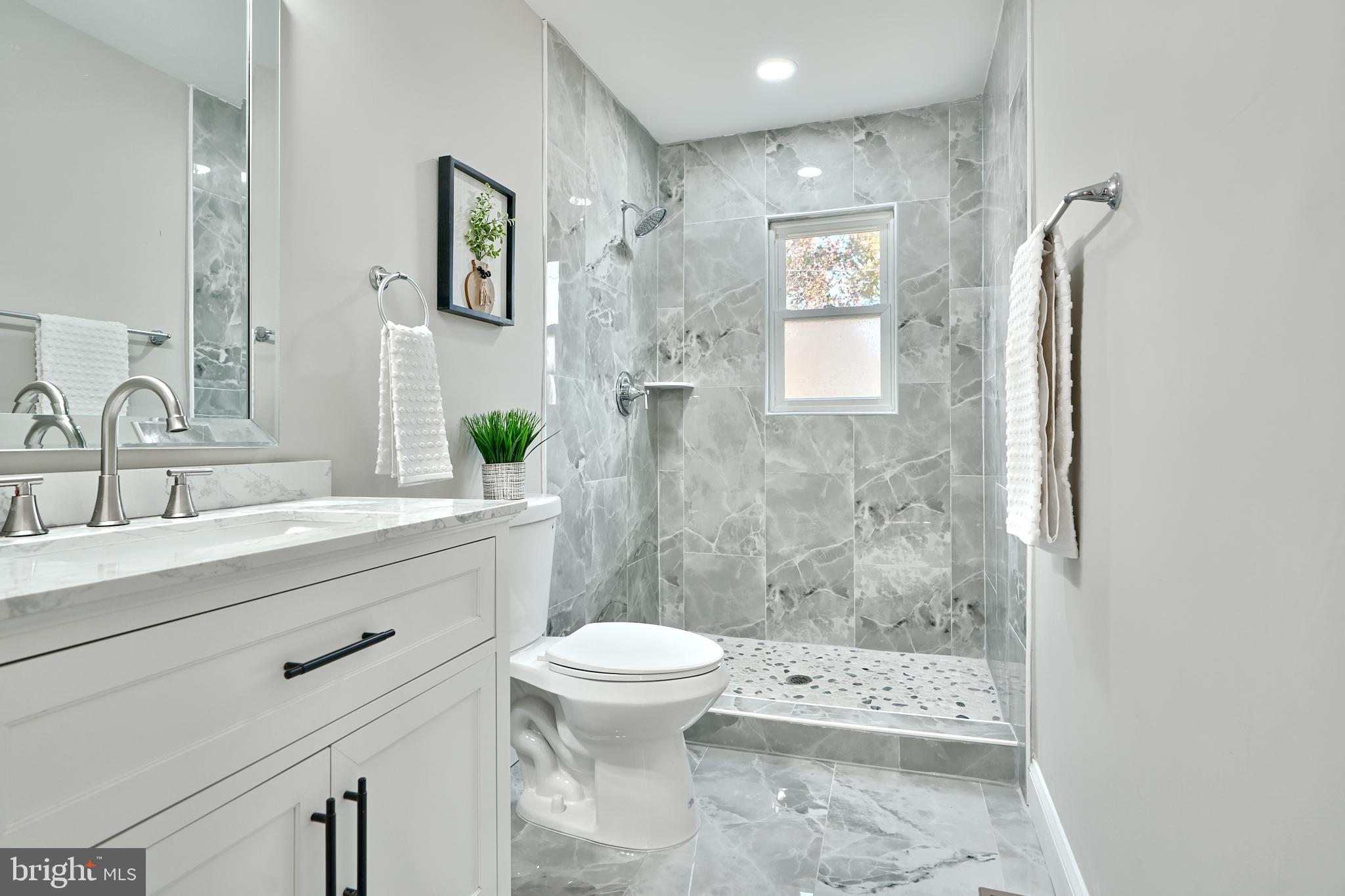 PIKESVILLE - Residential