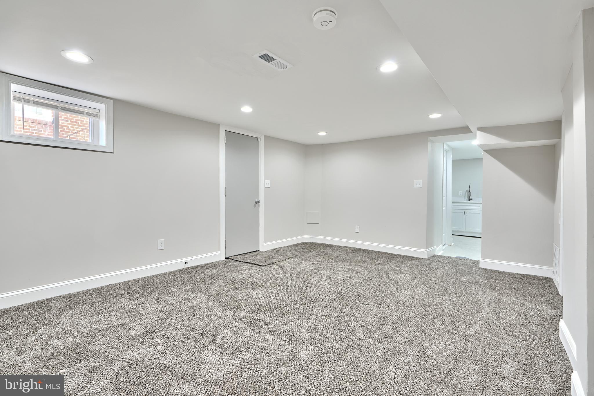 PIKESVILLE - Residential