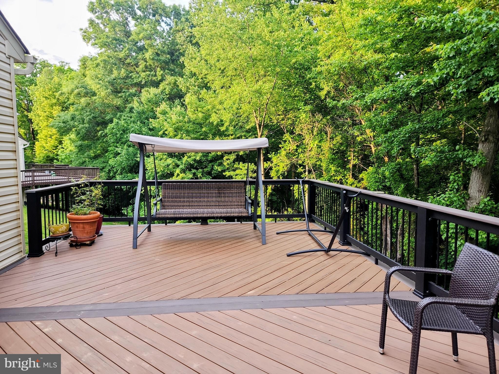 MALLARD POINTE - Residential