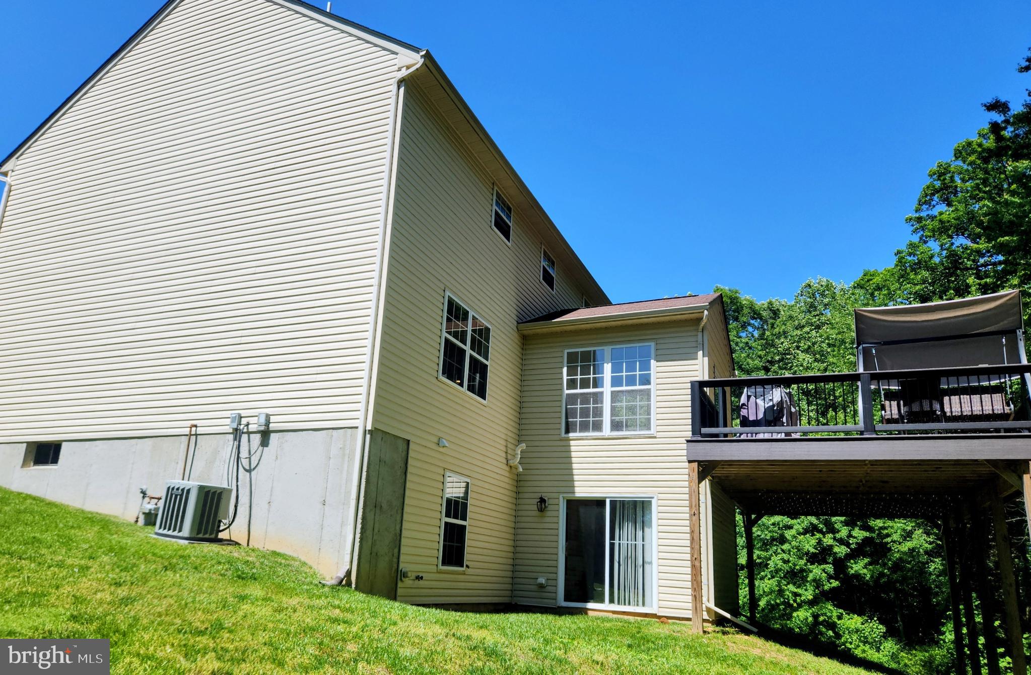MALLARD POINTE - Residential