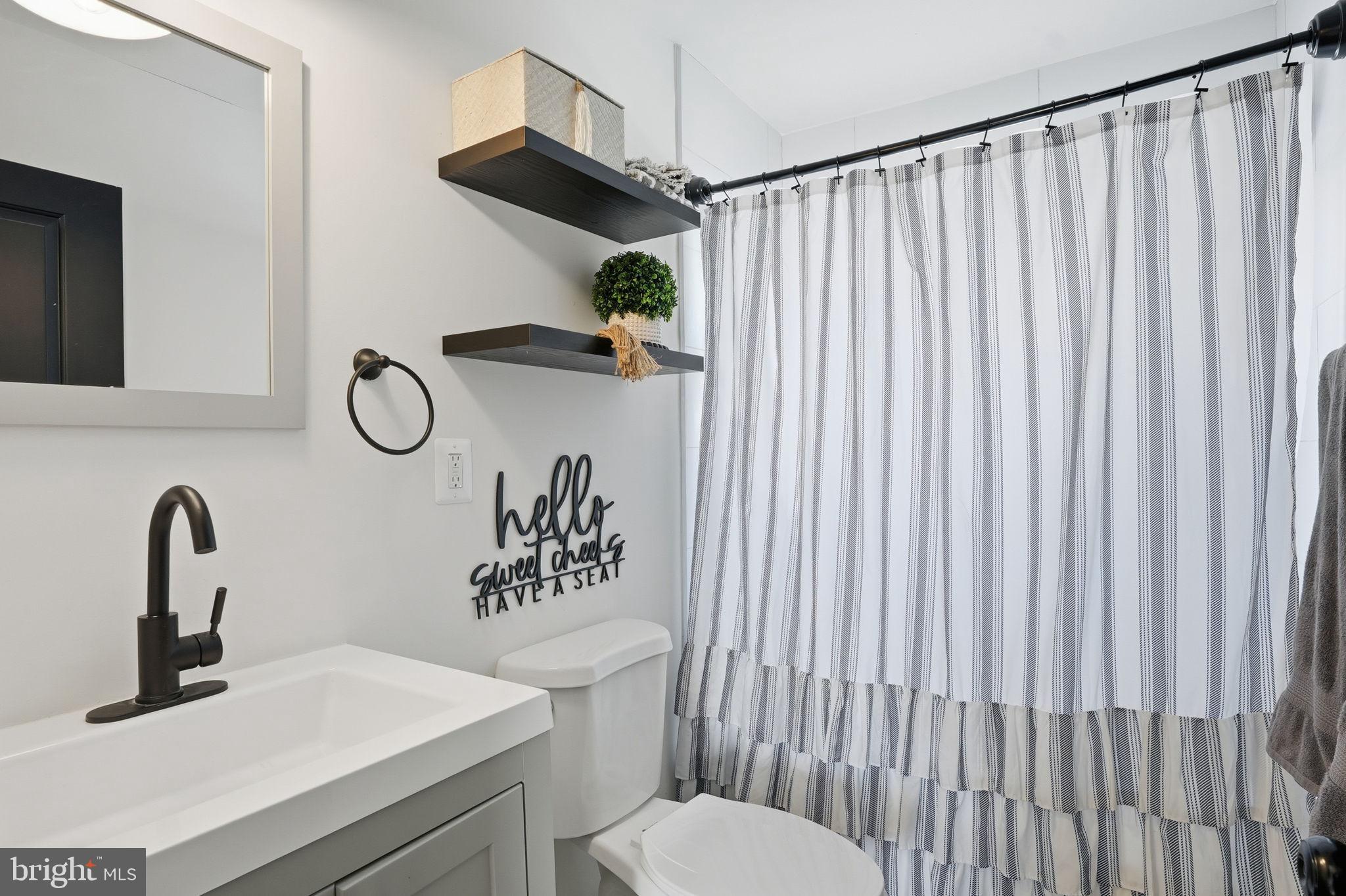 MICHAELTON MANOR - Residential