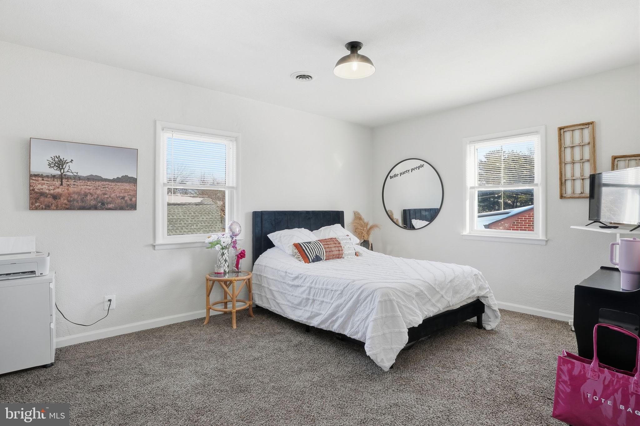 MICHAELTON MANOR - Residential