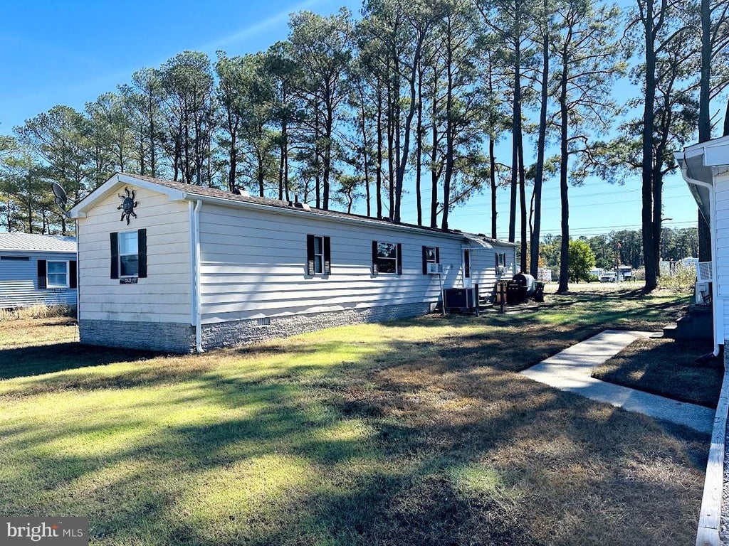 Photo of 35422 Sussex Lane #15024, MILLSBORO, DE 19966 (MLS # DESU2122038)
