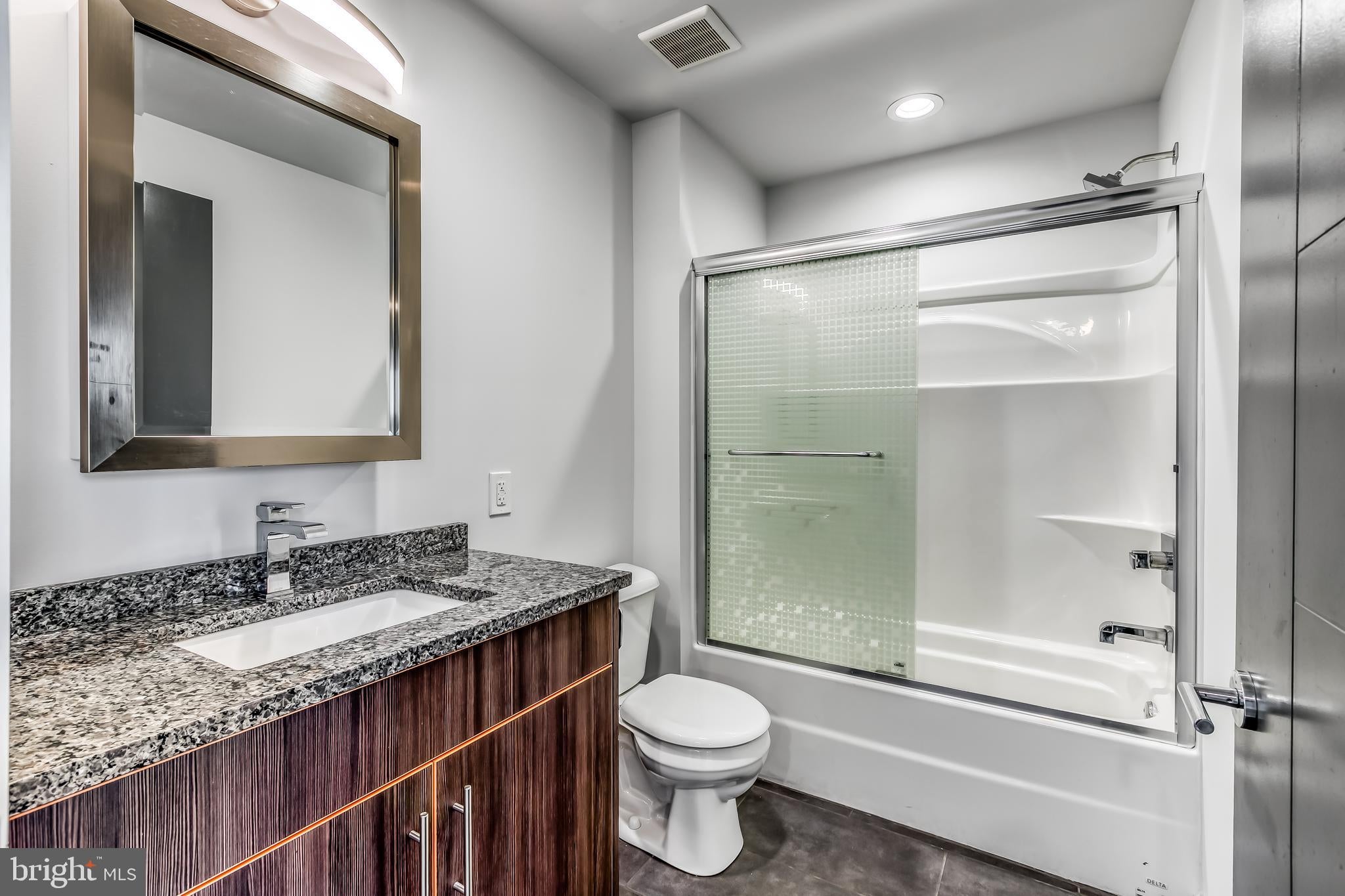 4800 BROWN STREET UNIT 405