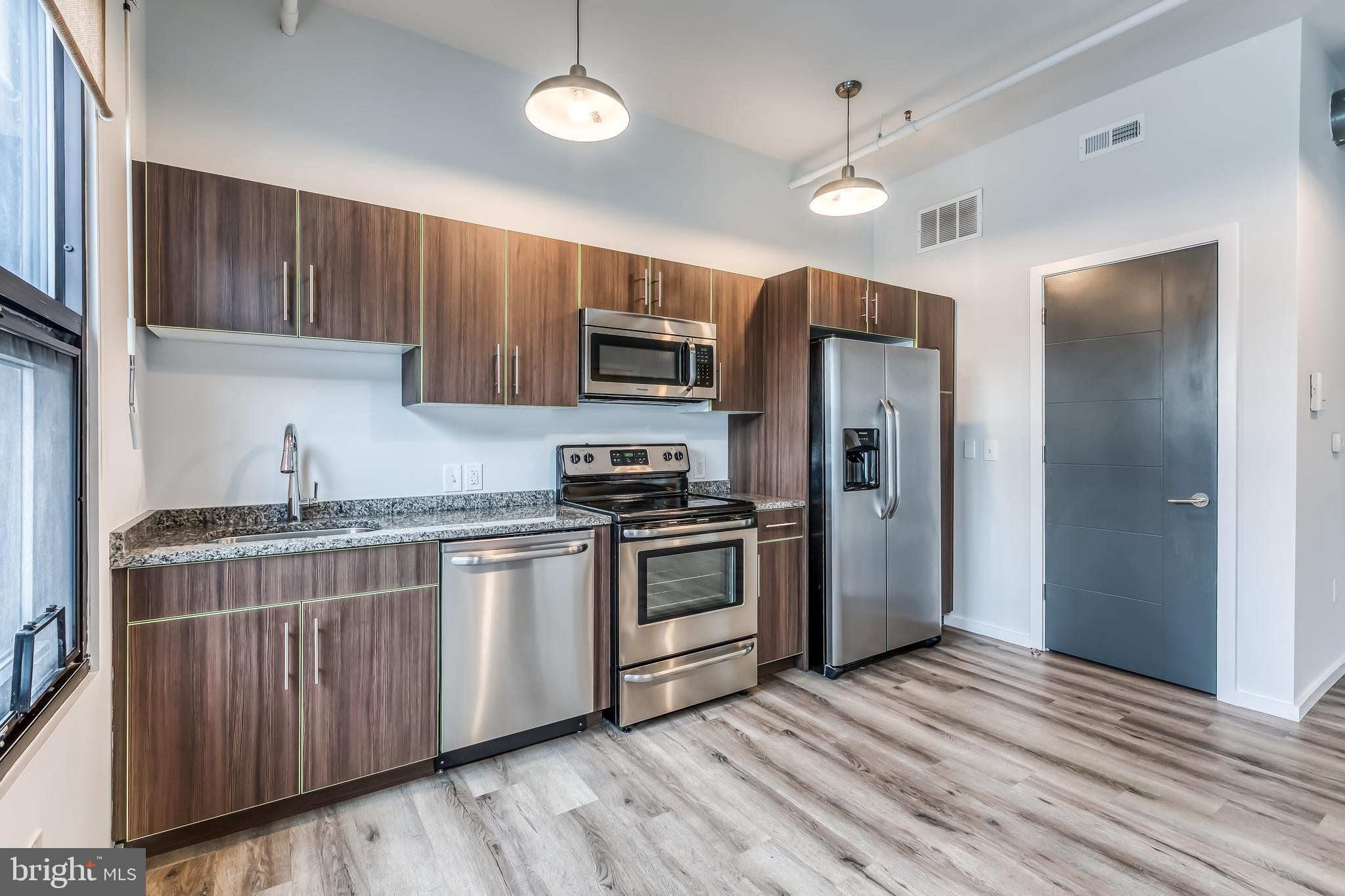 4800 BROWN STREET UNIT 405
