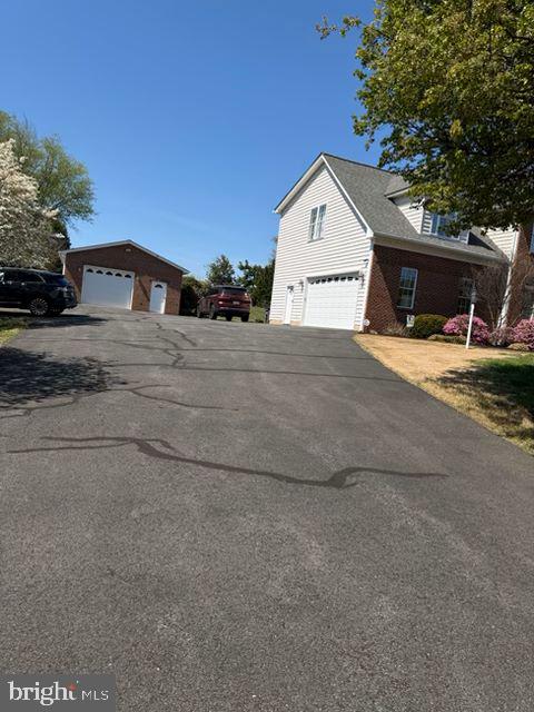 GYPSUM HILL - Residential