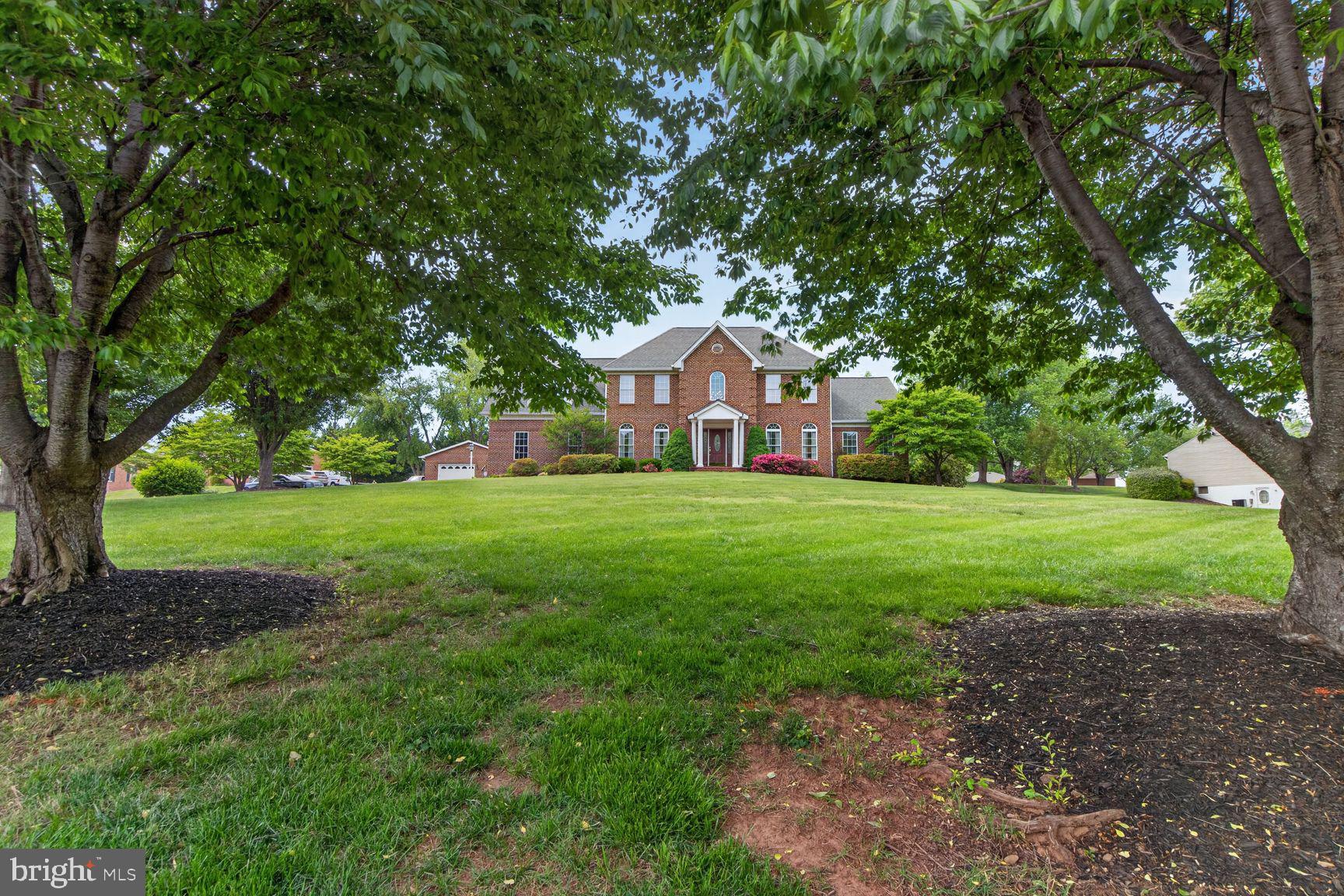 GYPSUM HILL - Residential