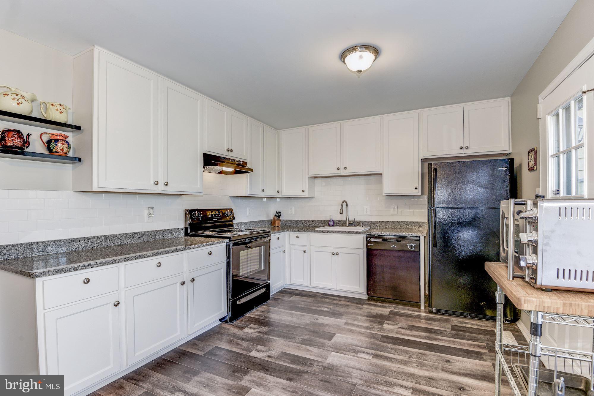 QUAIL HOLLOW - Residential