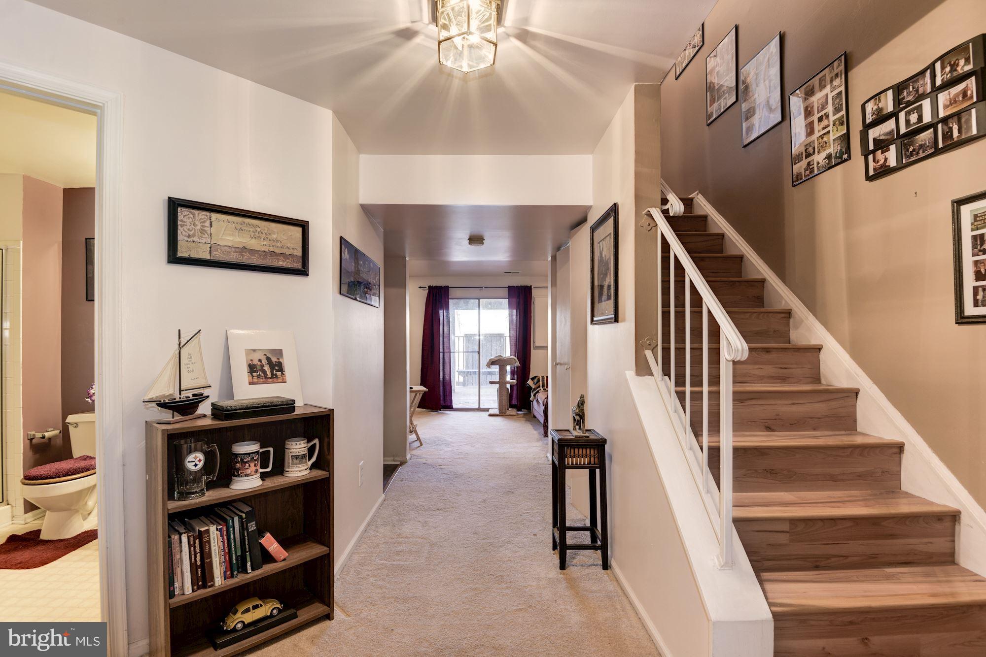 QUAIL HOLLOW - Residential